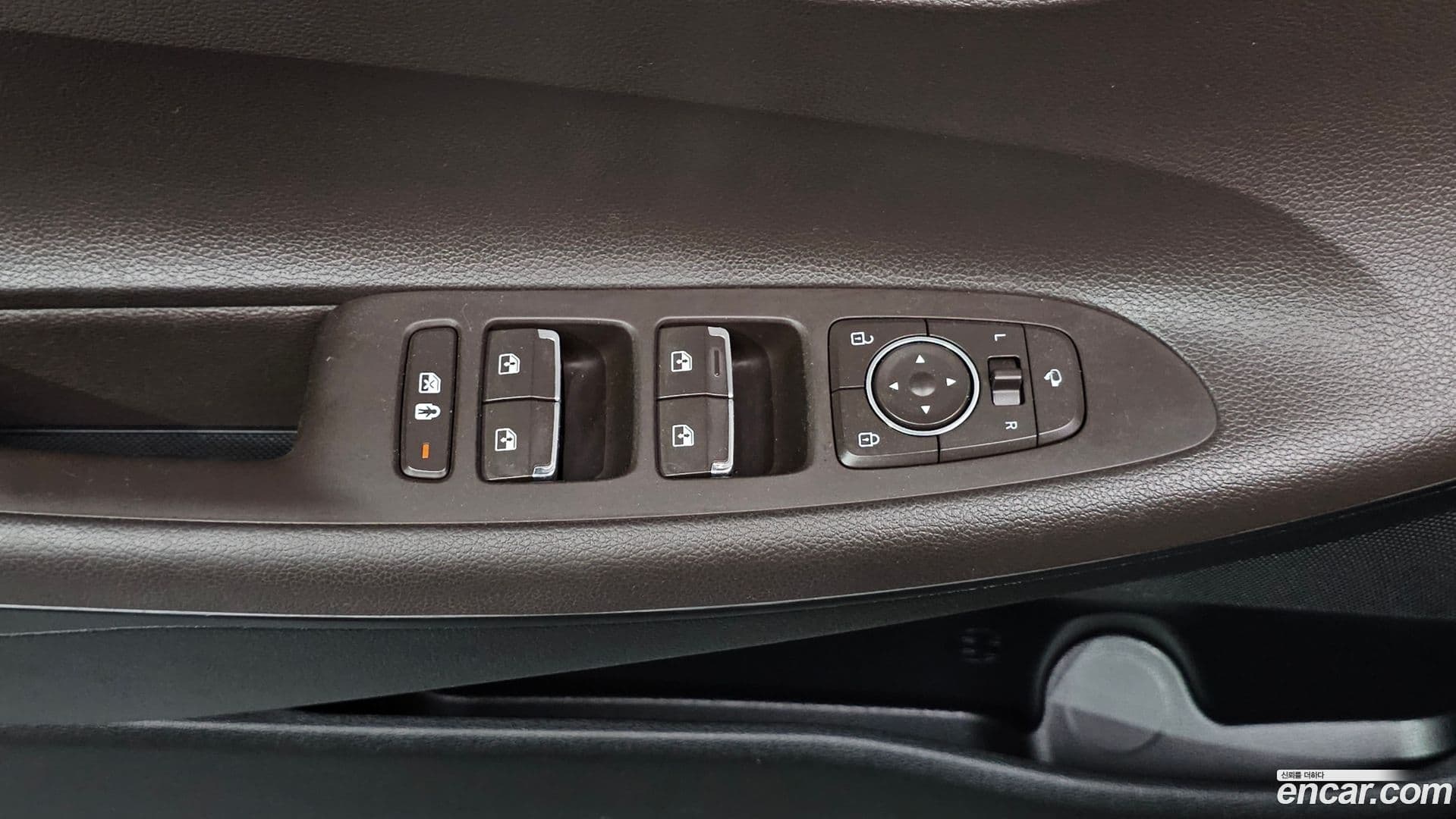 Main__Slider__Photo:Grandeur Hyundai 2020.10-27