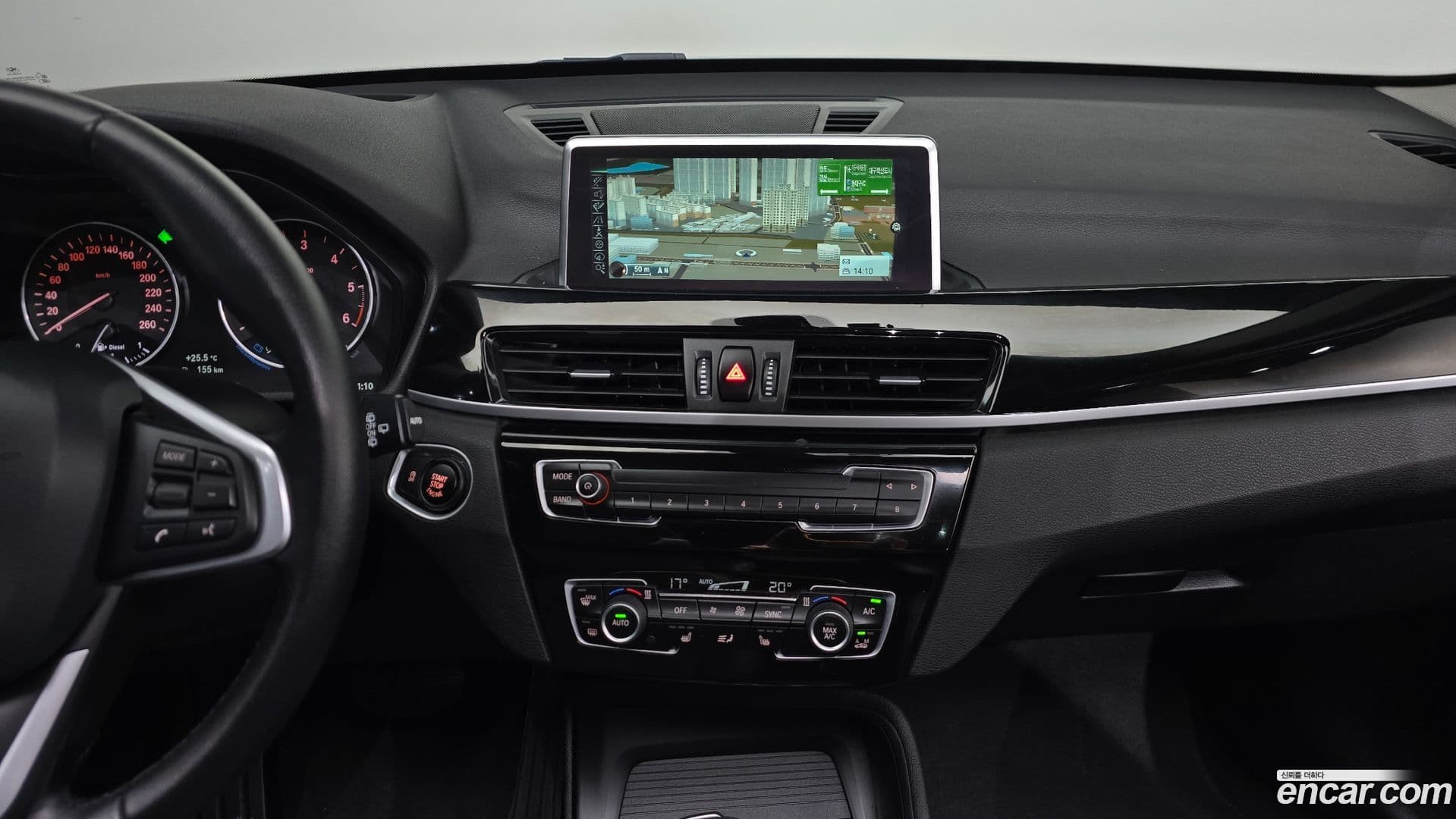 Main__Slider__Photo:X1 BMW 2017.5-12
