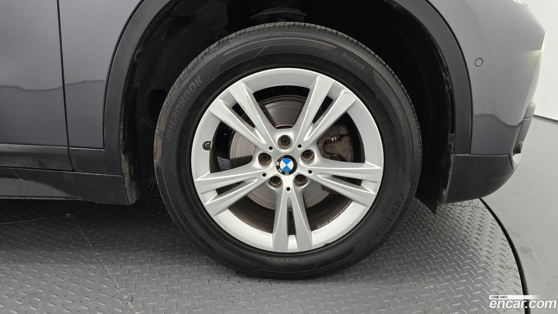 Main__Slider__Photo:X1 BMW 2017.5-20