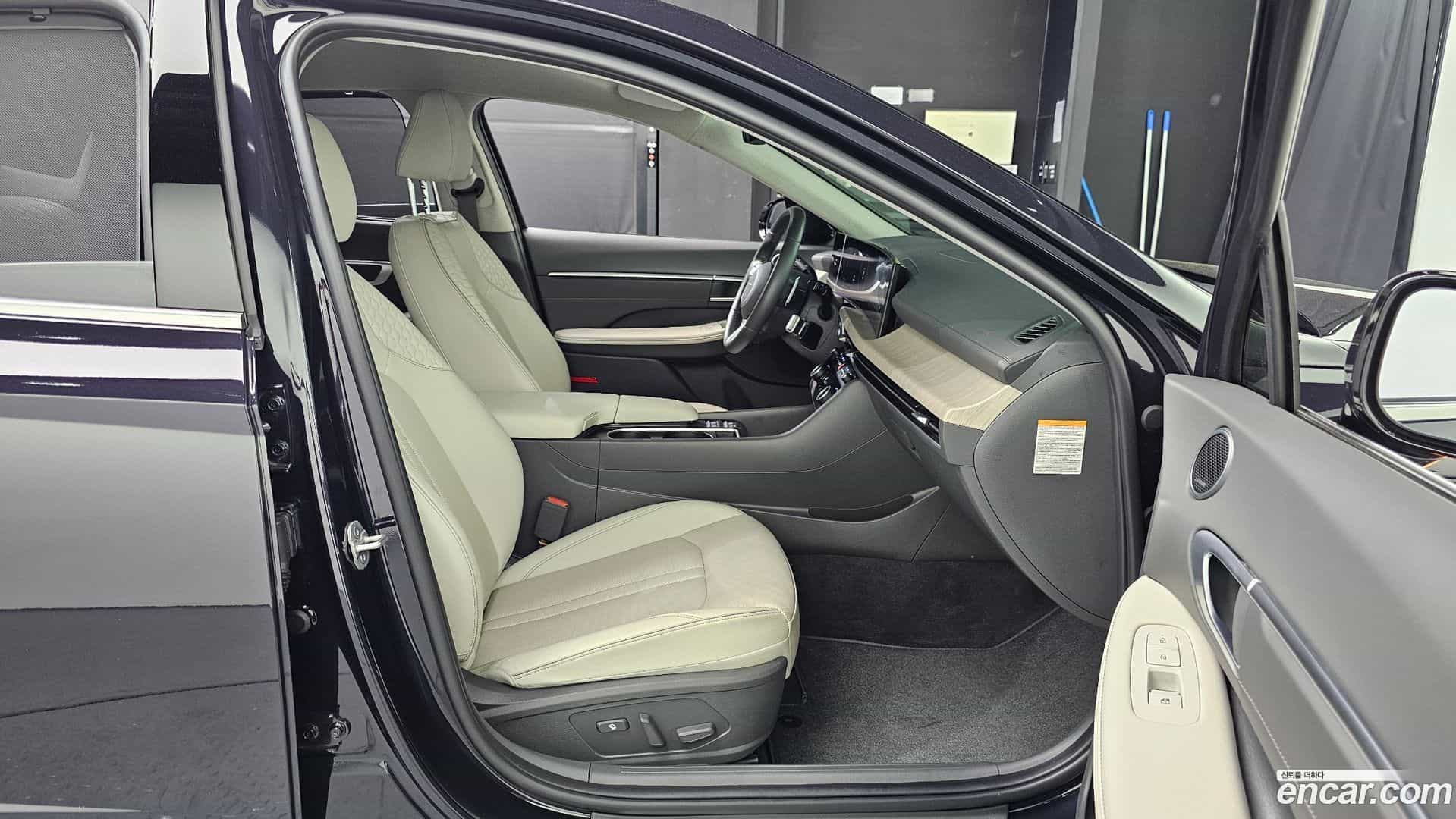 Sonata Hyundai 2024.6-OPTION-016