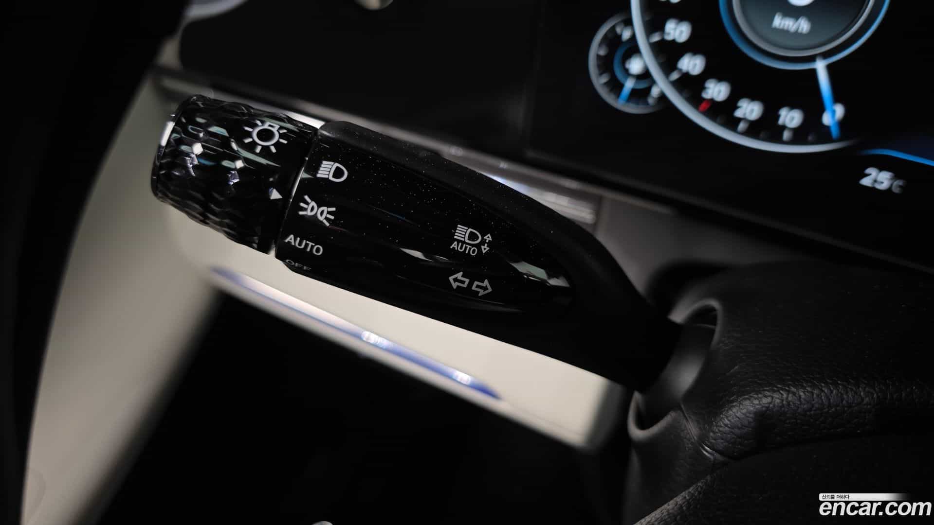 Grandeur Hyundai 2022.4-OPTION-023