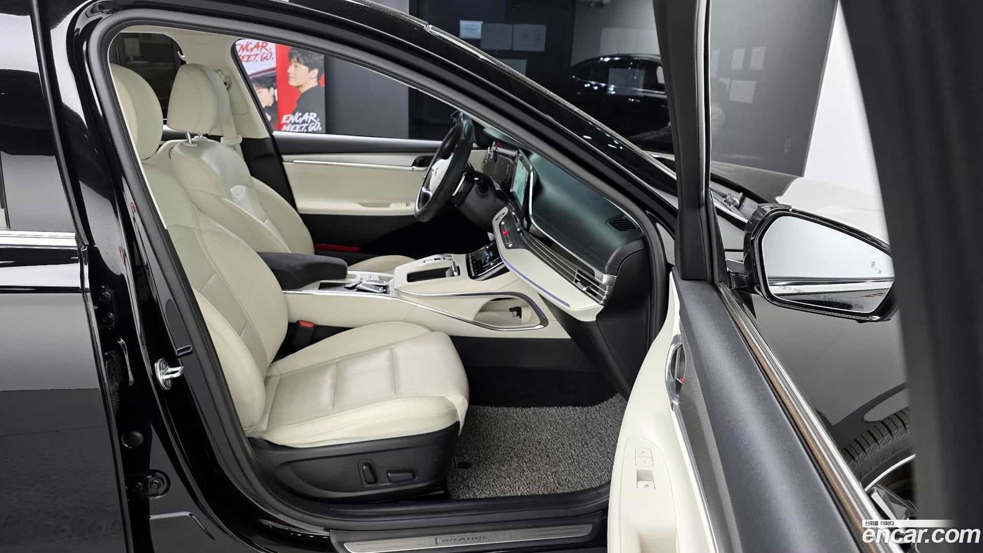 Grandeur Hyundai 2022.4-INNER-036