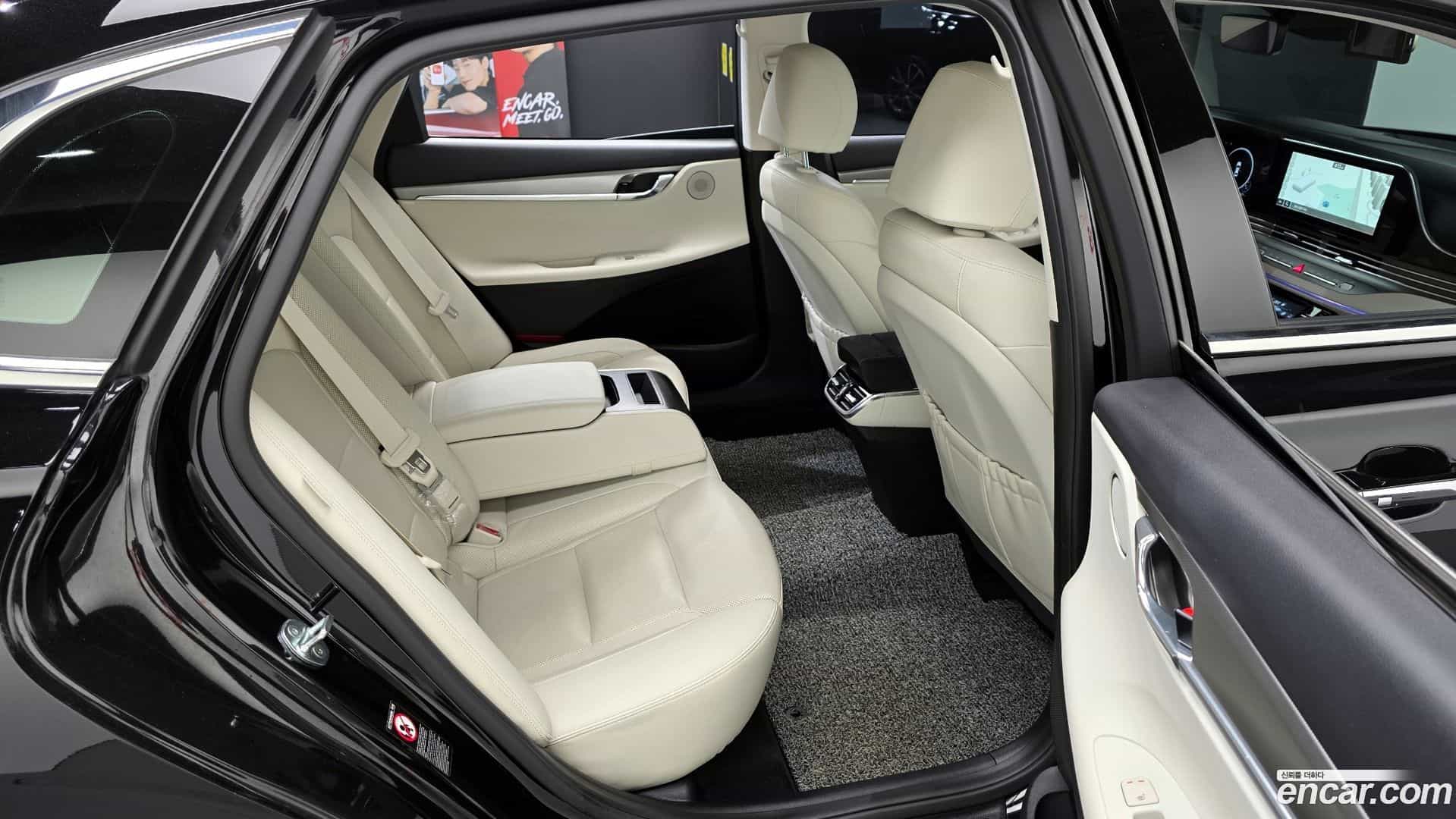 Grandeur Hyundai 2022.4-OPTION-044