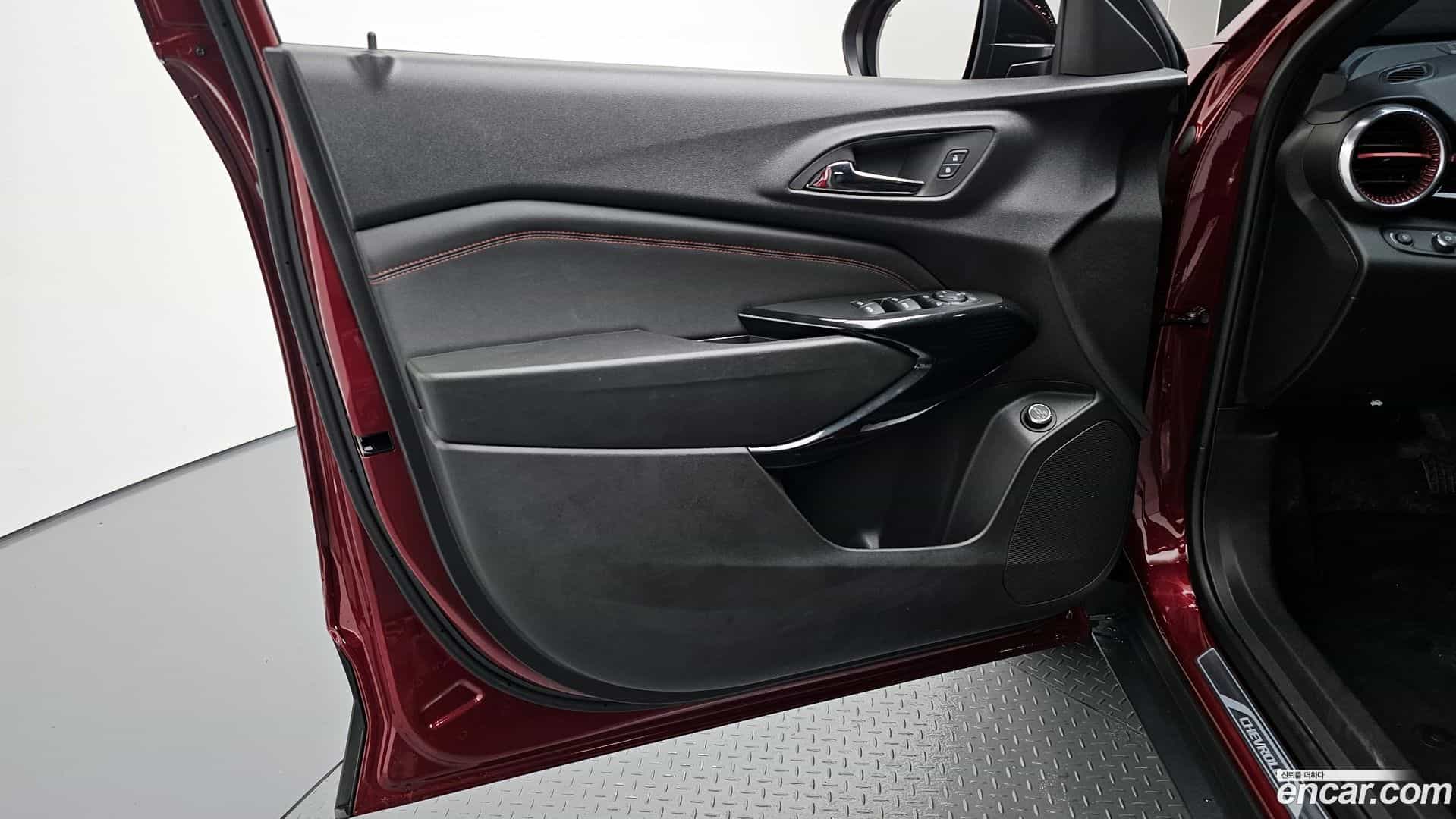 Trax Chevrolet 2023.9-INNER-034
