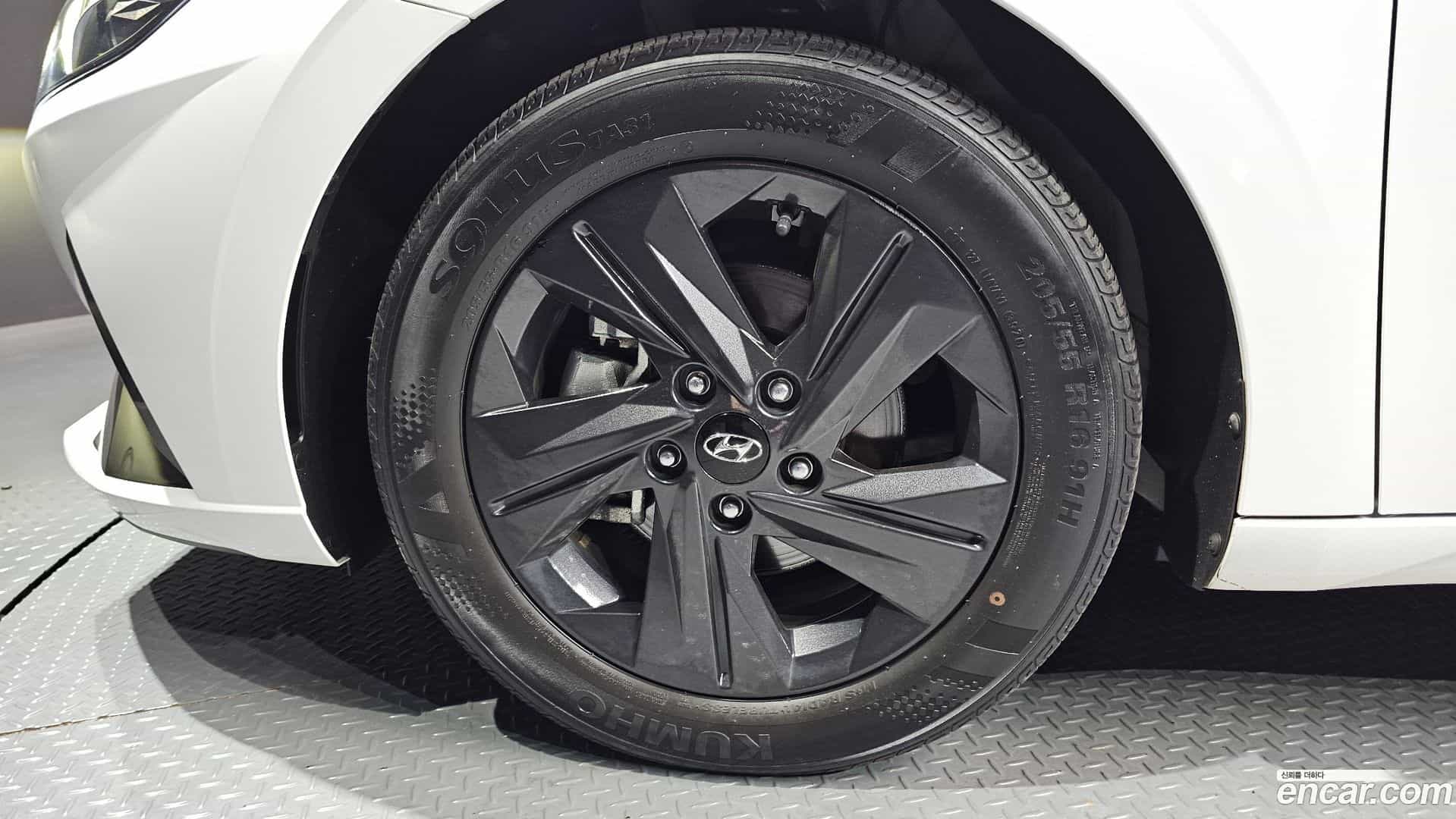 AVANTE Hyundai 2020.9-OUTER-005
