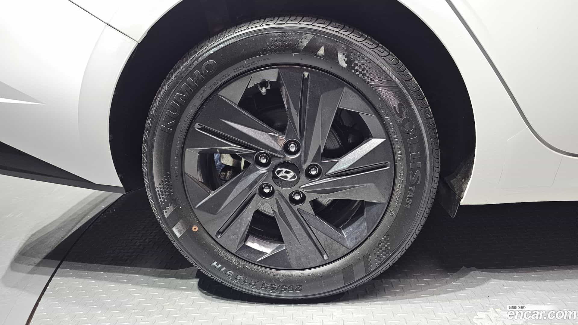 AVANTE Hyundai 2020.9-OUTER-031