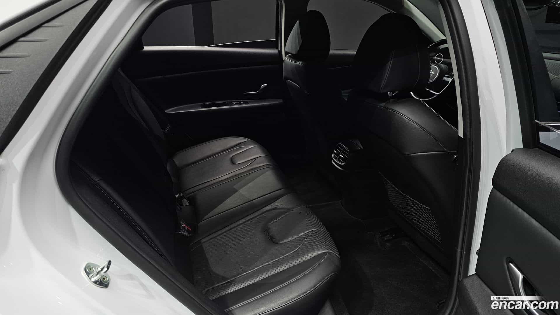 AVANTE Hyundai 2020.9-INNER-036