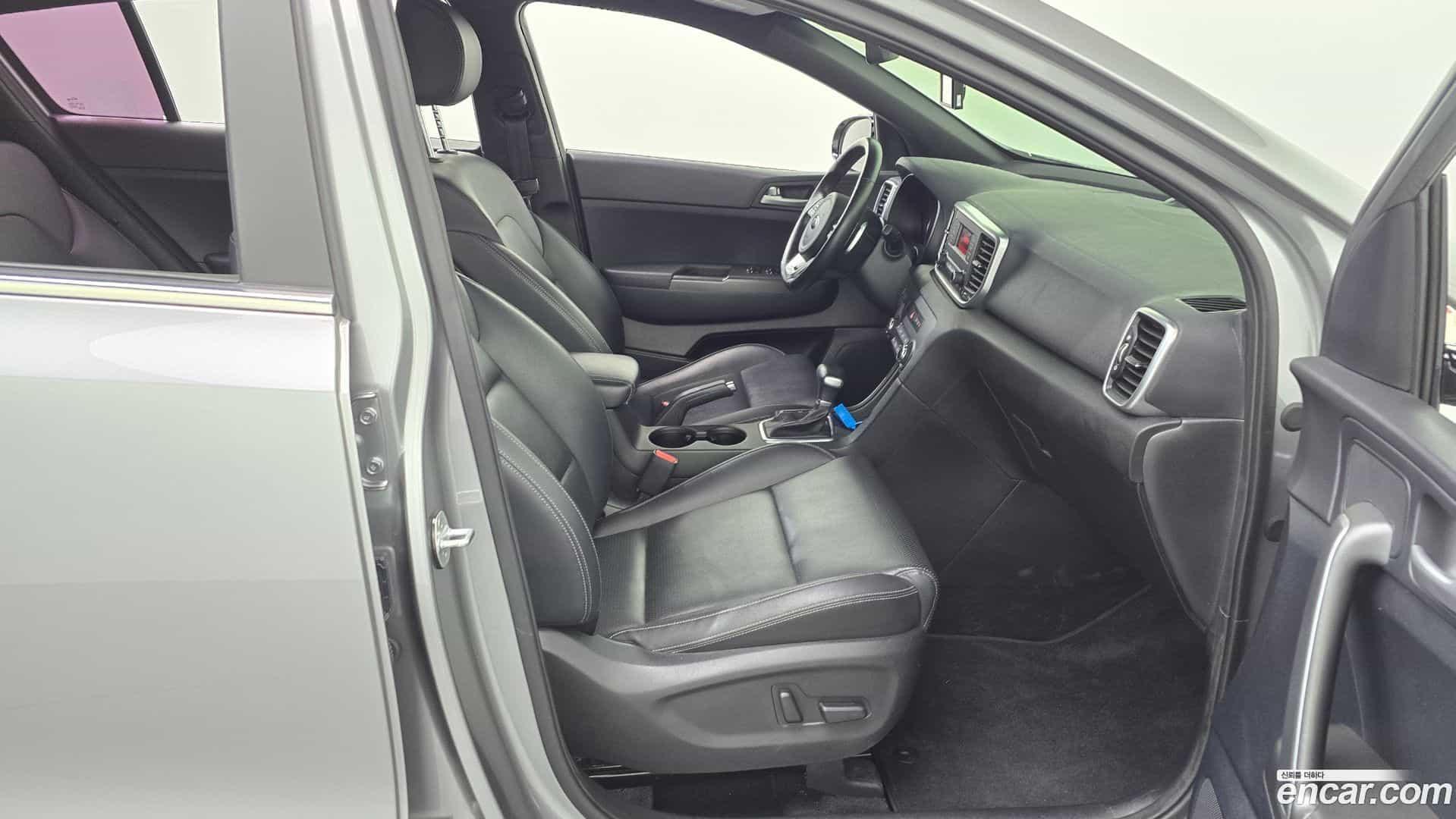 Sportage Kia 2018.9-INNER-036