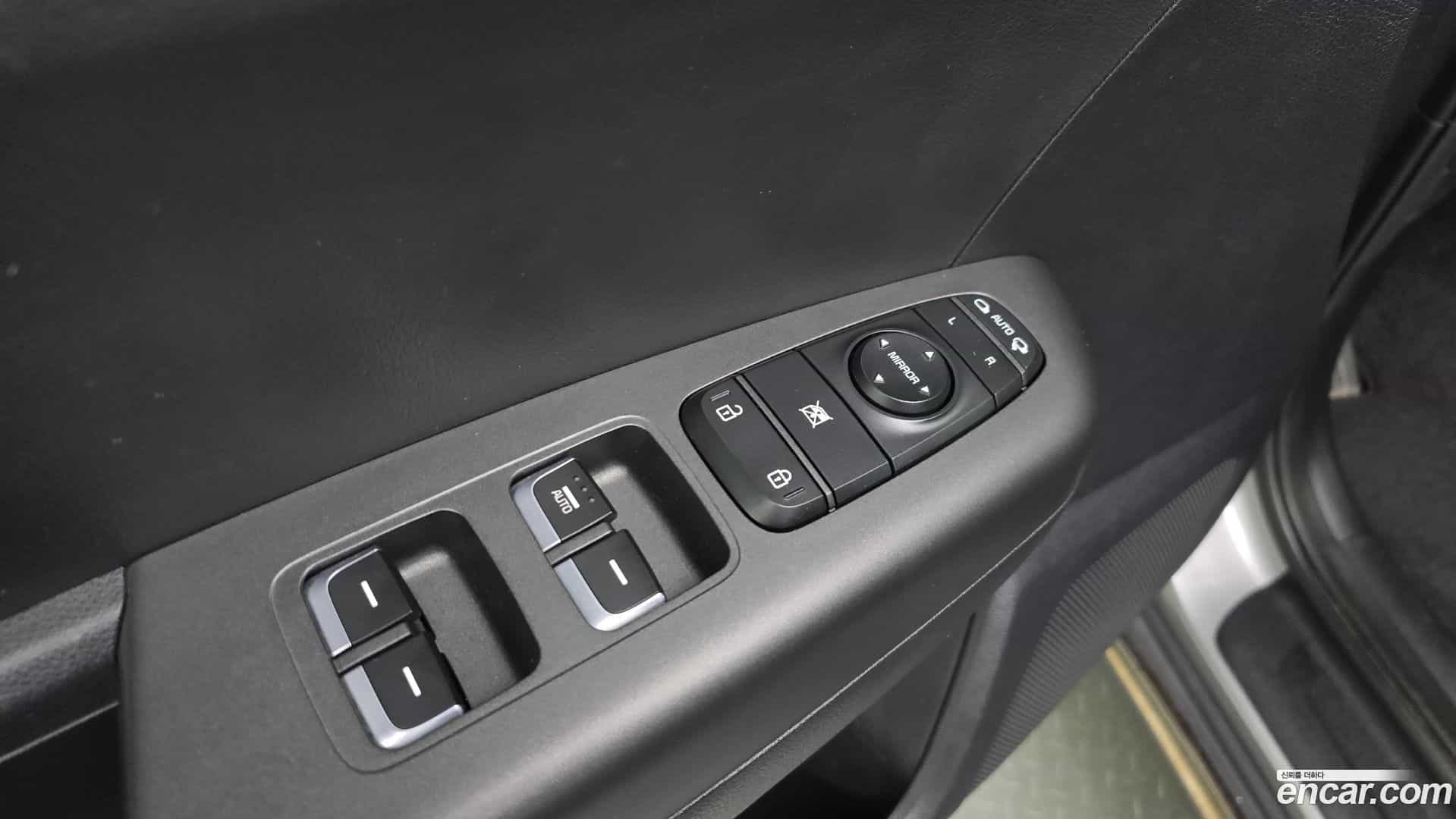 Sportage Kia 2018.9-OPTION-042