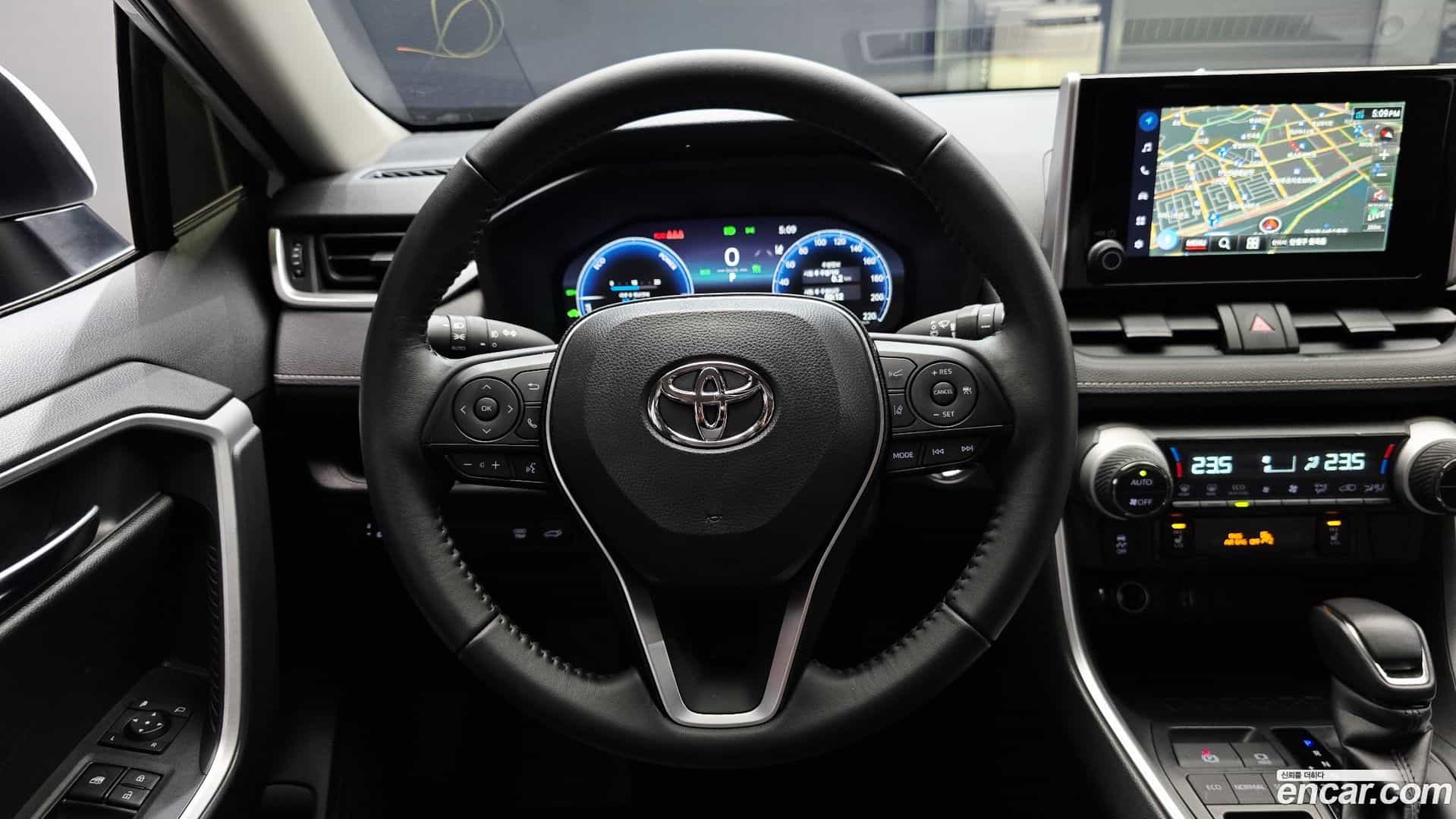 RAV4 Toyota 2025.11-OPTION-017