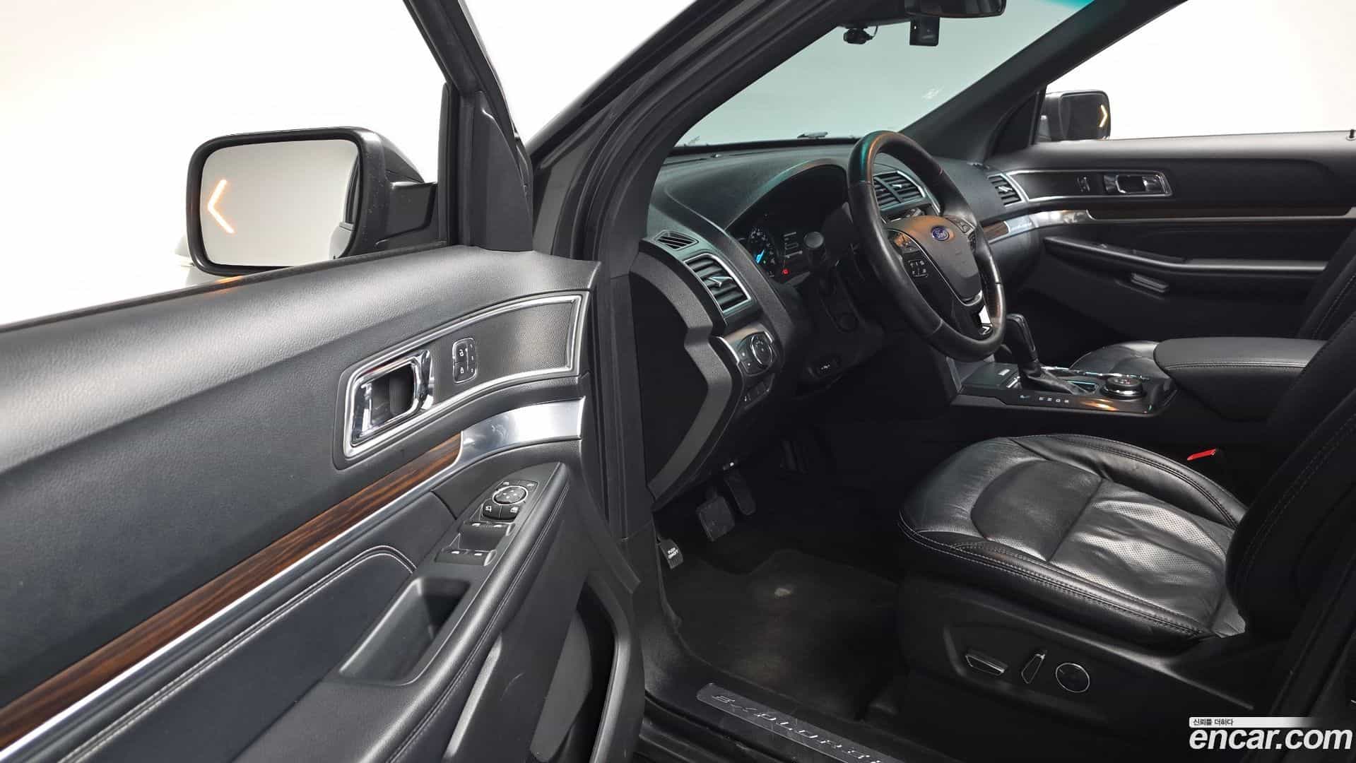 Explorer Ford 2017.2-INNER-010