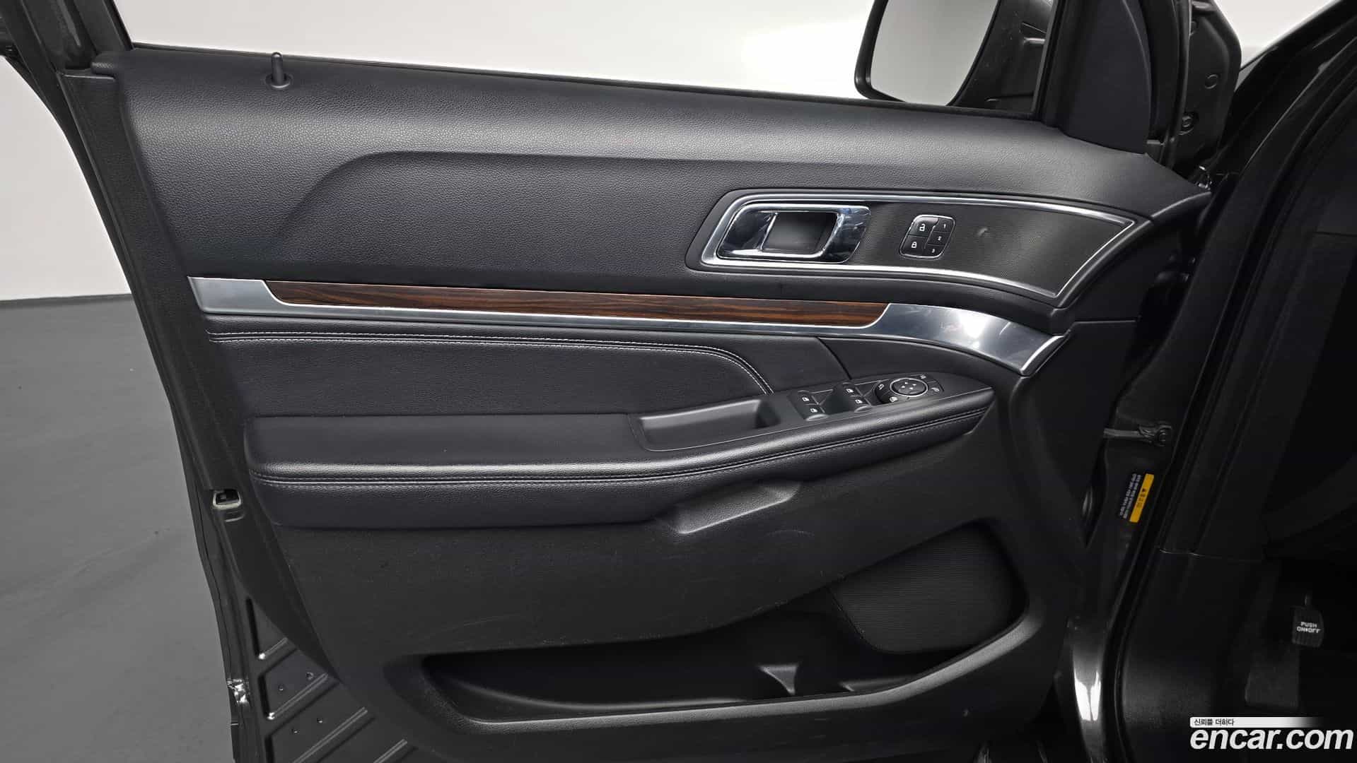 Explorer Ford 2017.2-INNER-034