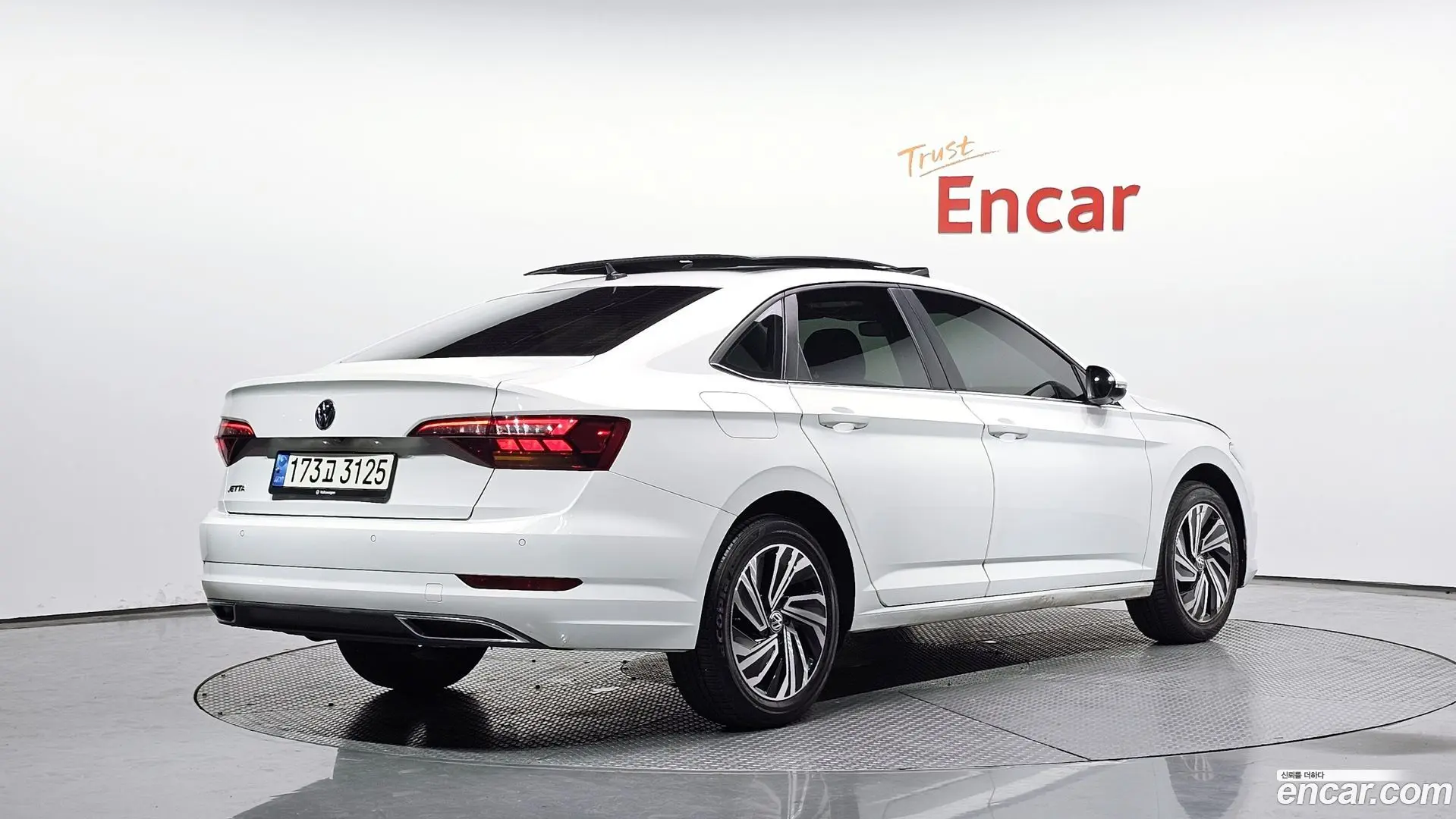Main__Slider__Photo:Jetta Volkswagen 2020.11-1