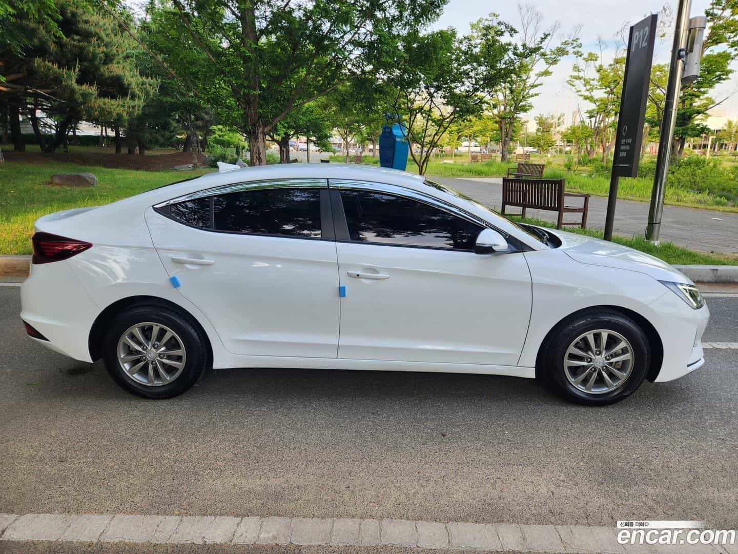AVANTE Hyundai 2019.5-INNER-007