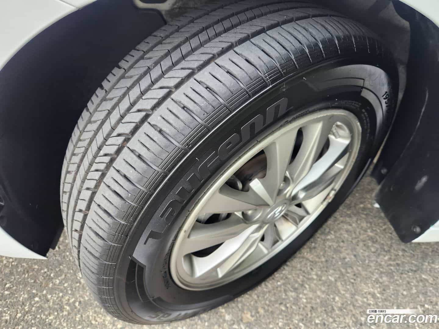 AVANTE Hyundai 2019.5-INNER-009