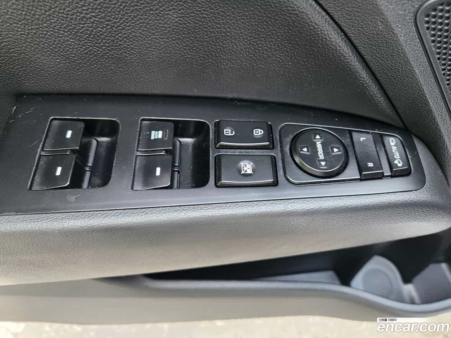 AVANTE Hyundai 2019.5-OPTION-015