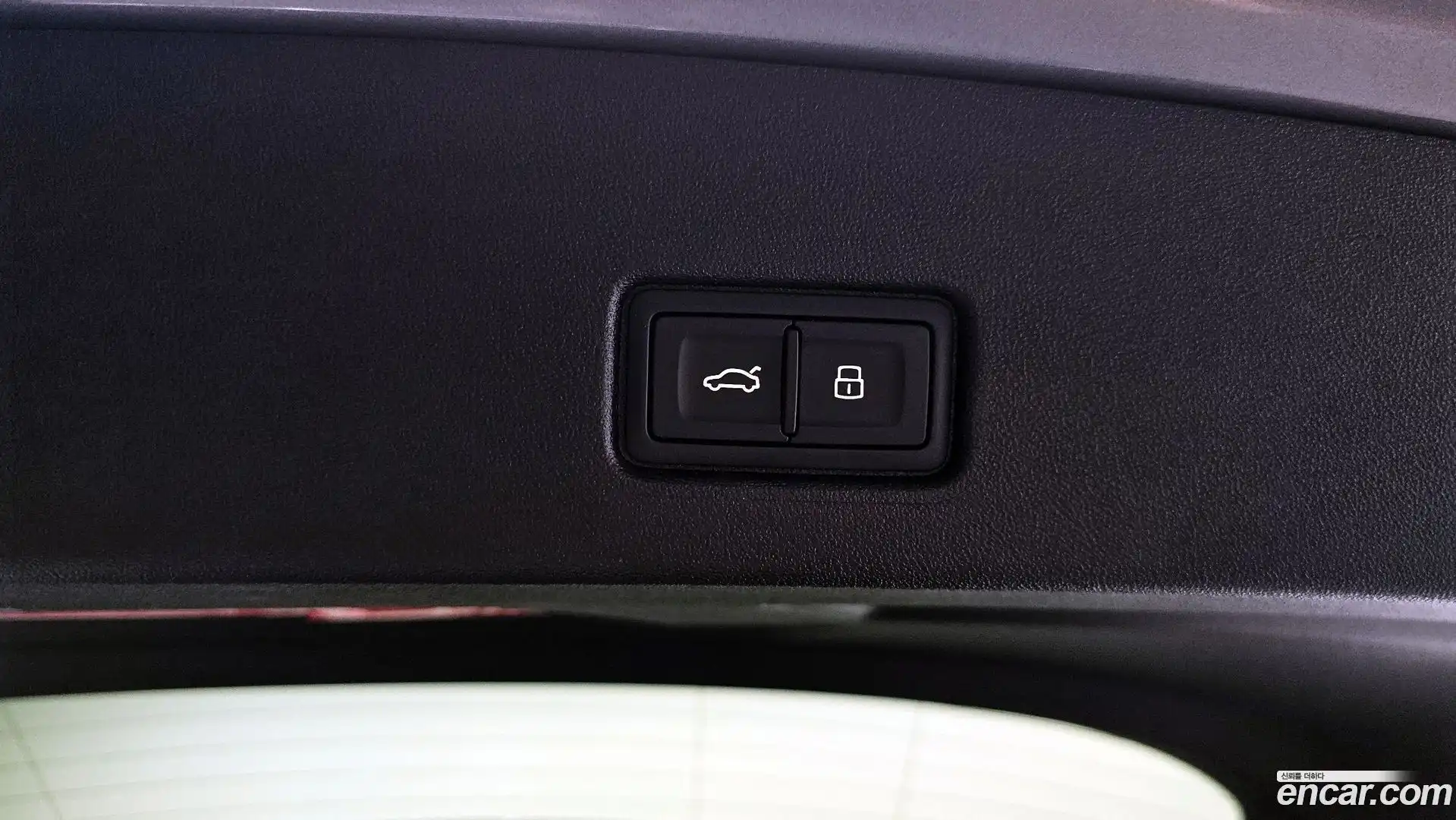Q4 e-tron Audi 2025.5-OPTION-024