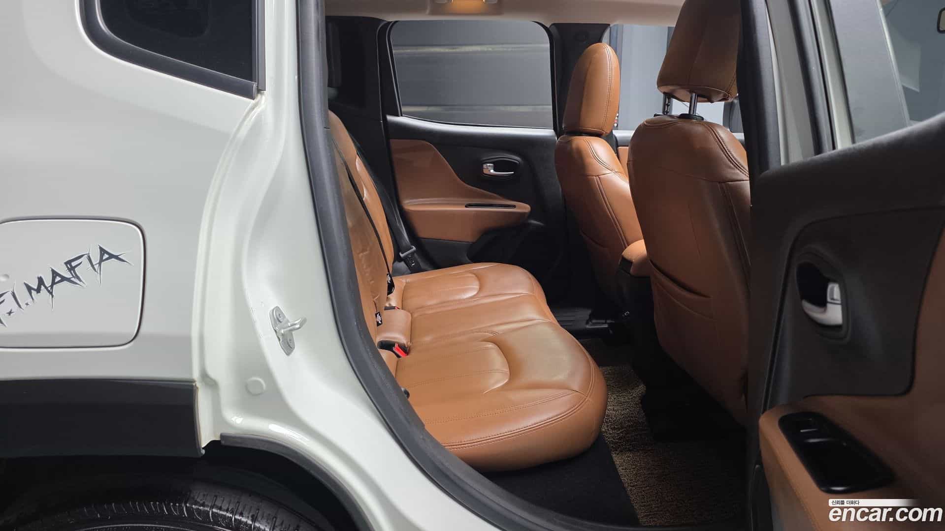 Renegade Jeep 2021.11-OPTION-016