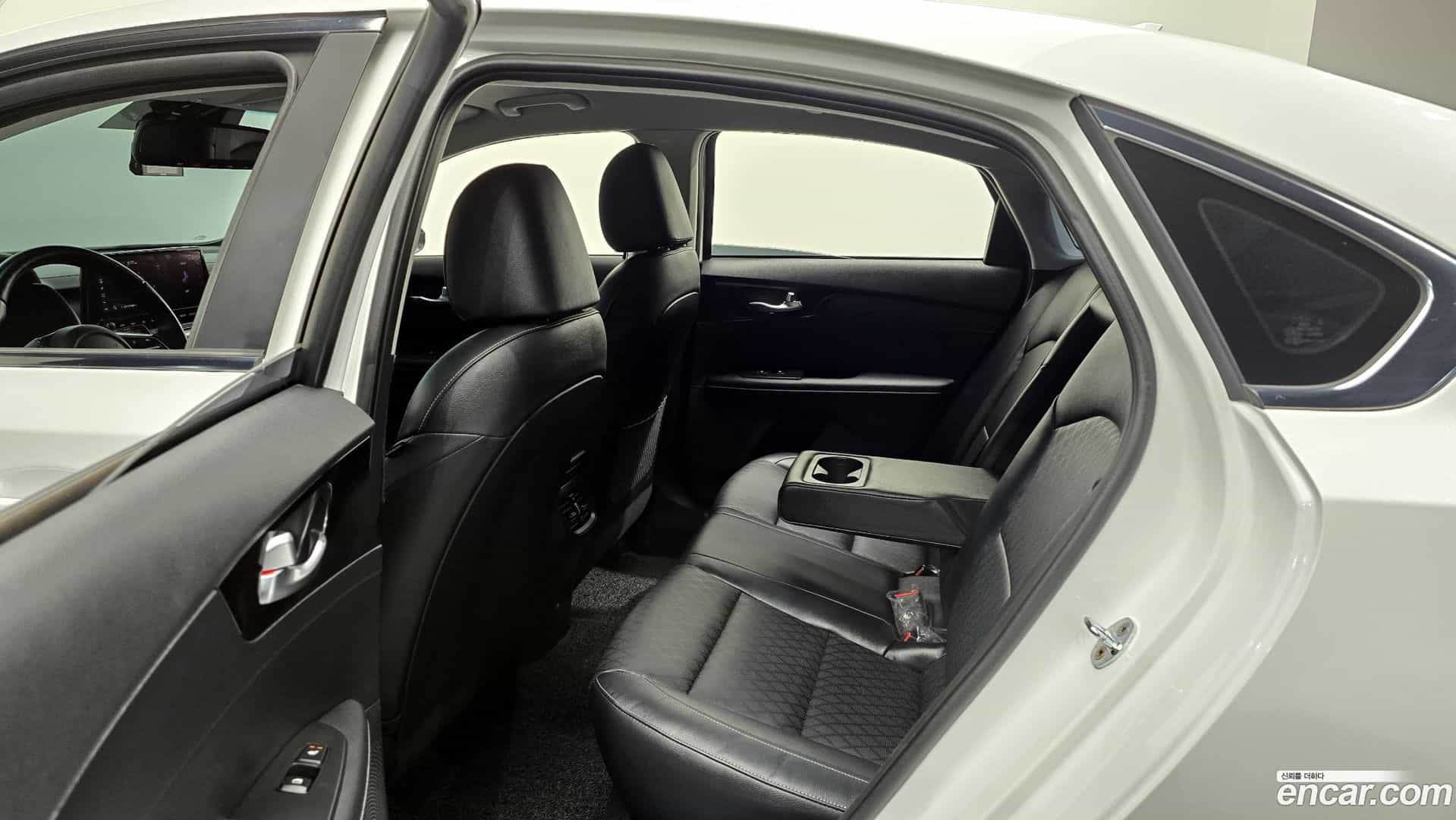 K3 Kia 2021.9-OPTION-015