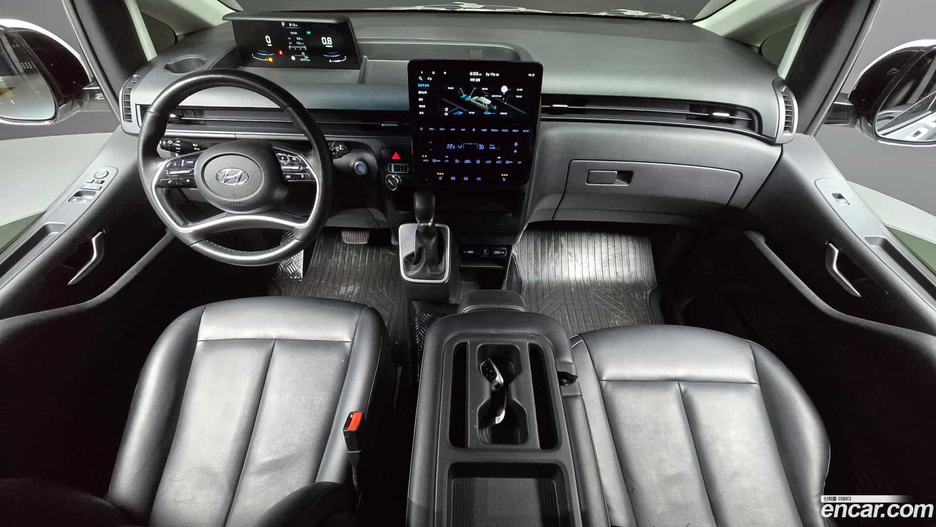 Staria Hyundai 2022.7-INNER-007