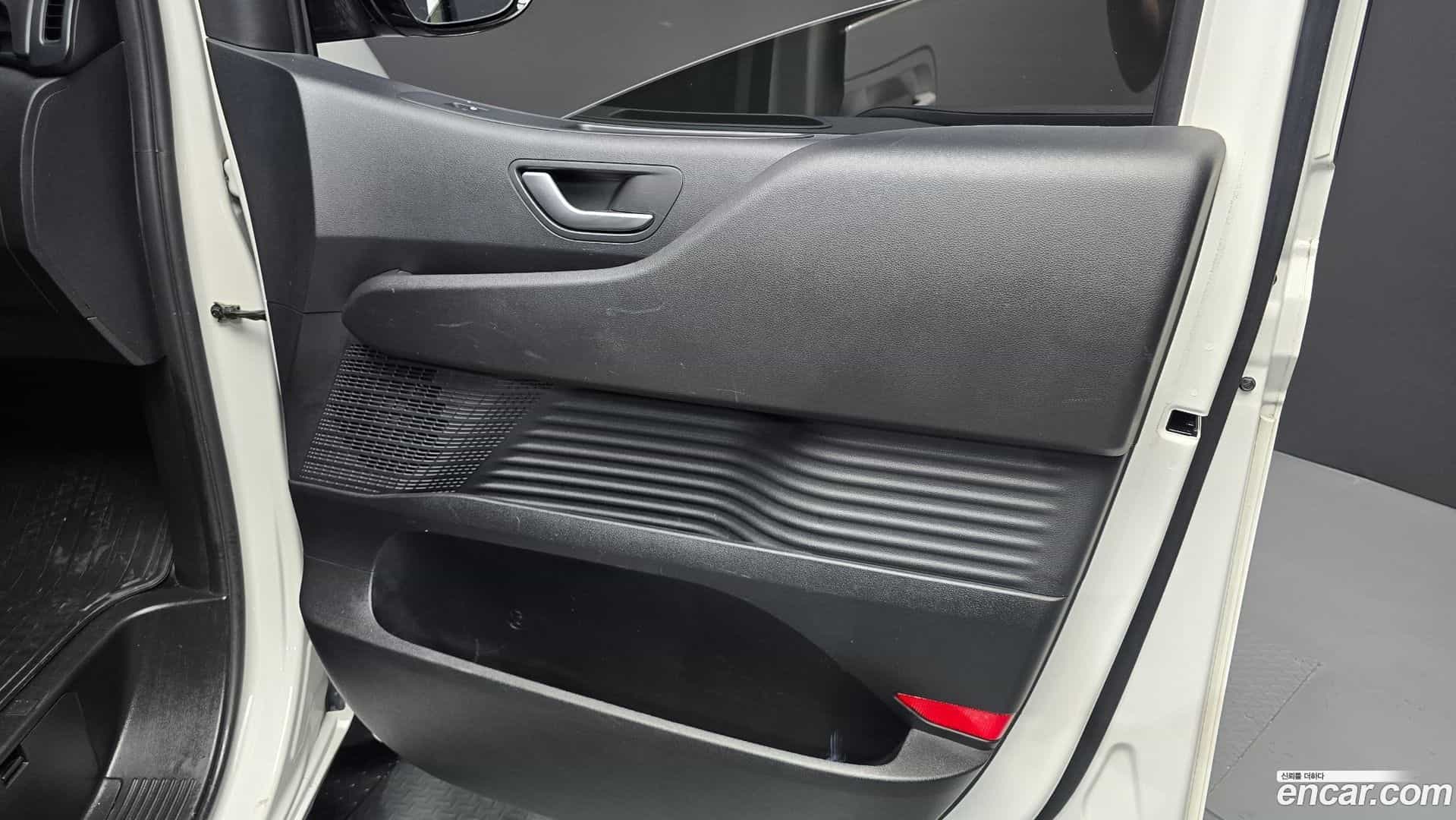 Staria Hyundai 2022.7-INNER-035