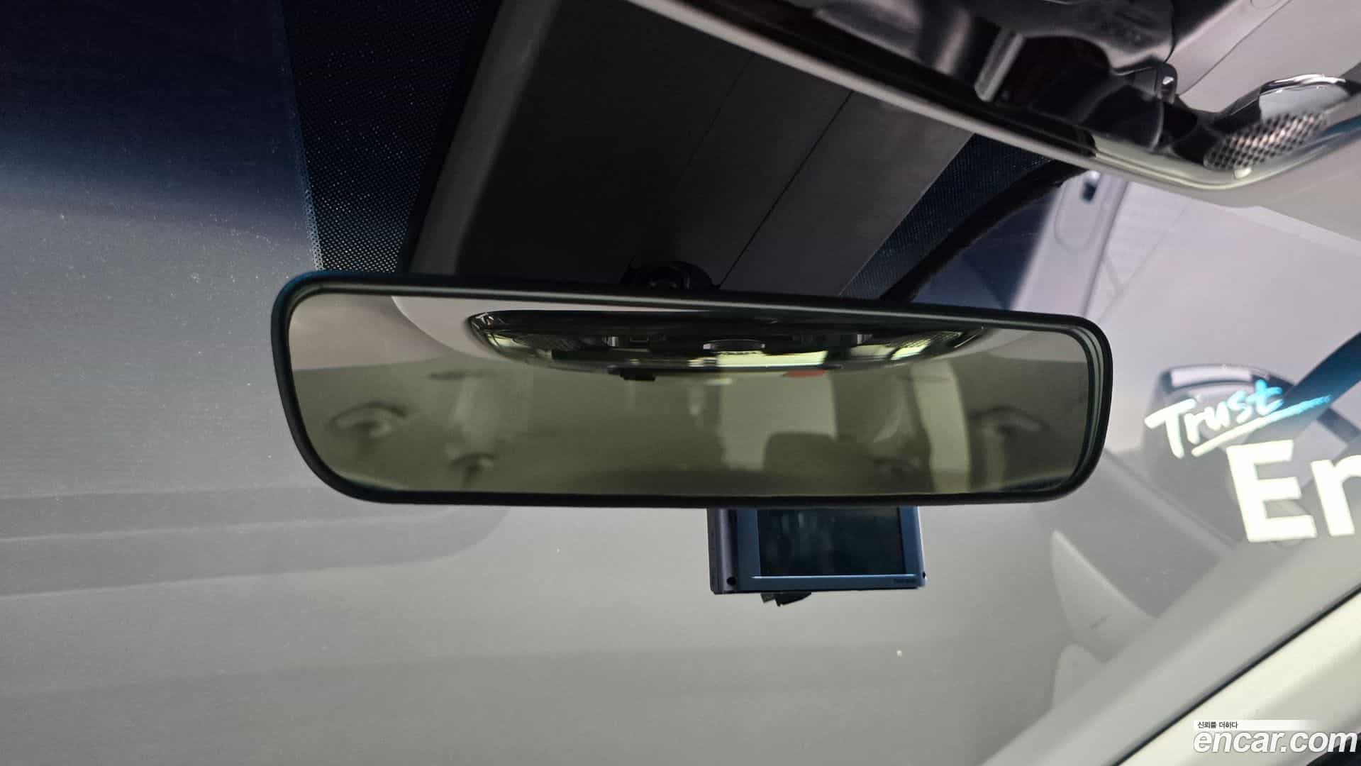 Staria Hyundai 2022.7-OPTION-040