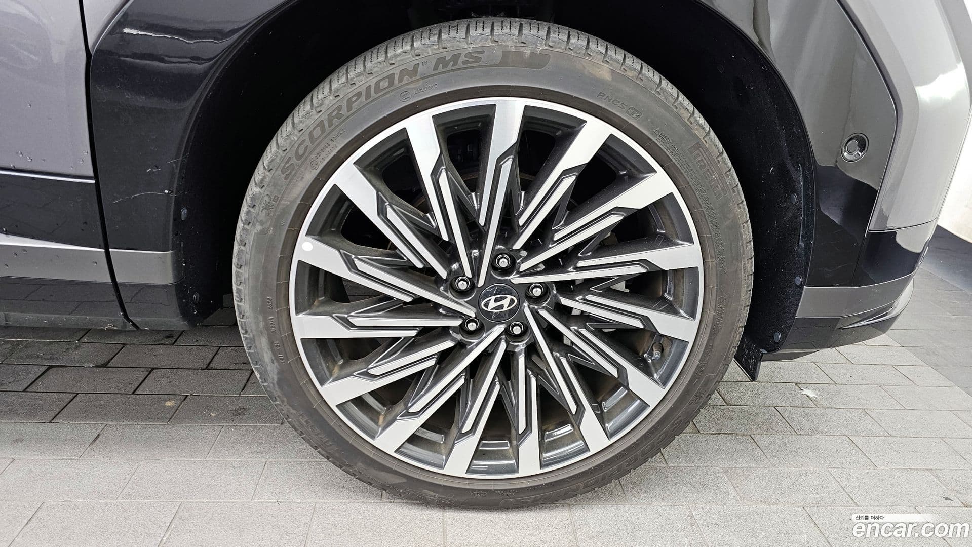 Main__Slider__Photo:Santafe Hyundai 2024.3-20