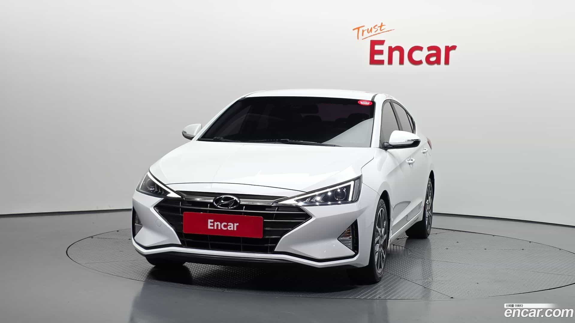 AVANTE Hyundai 2019.2-OUTER-003