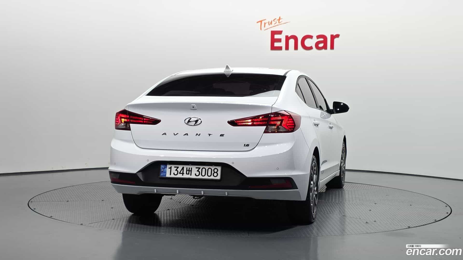 AVANTE Hyundai 2019.2-OUTER-004