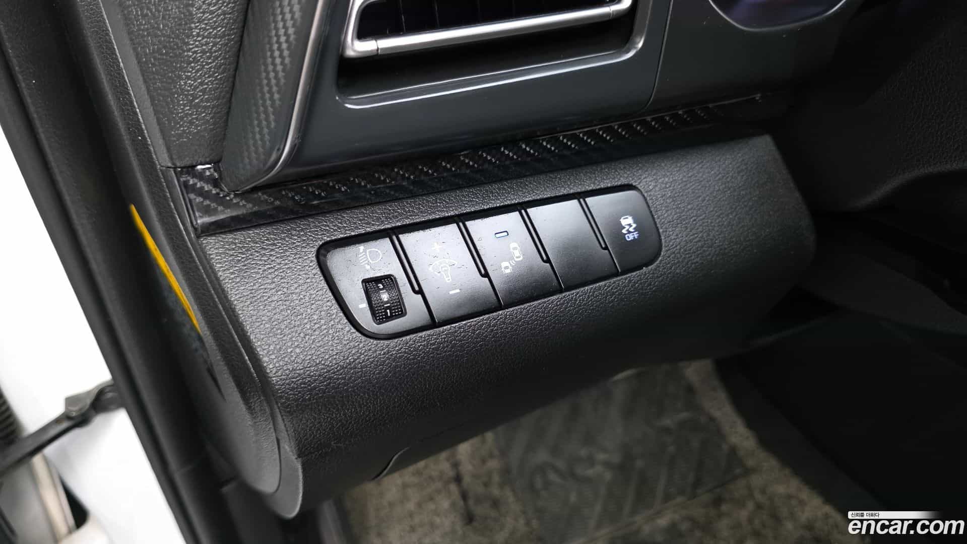 AVANTE Hyundai 2019.2-OPTION-021