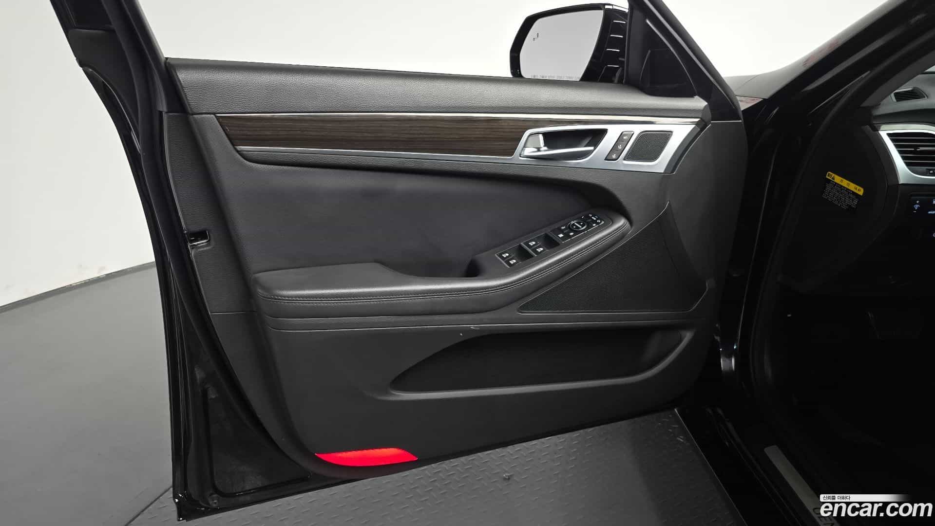 G80 Genesis 2017.9-INNER-034