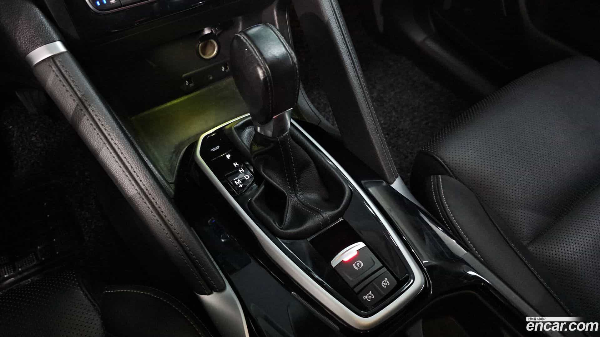 QM6 Renault Korea 2022.5-INNER-009