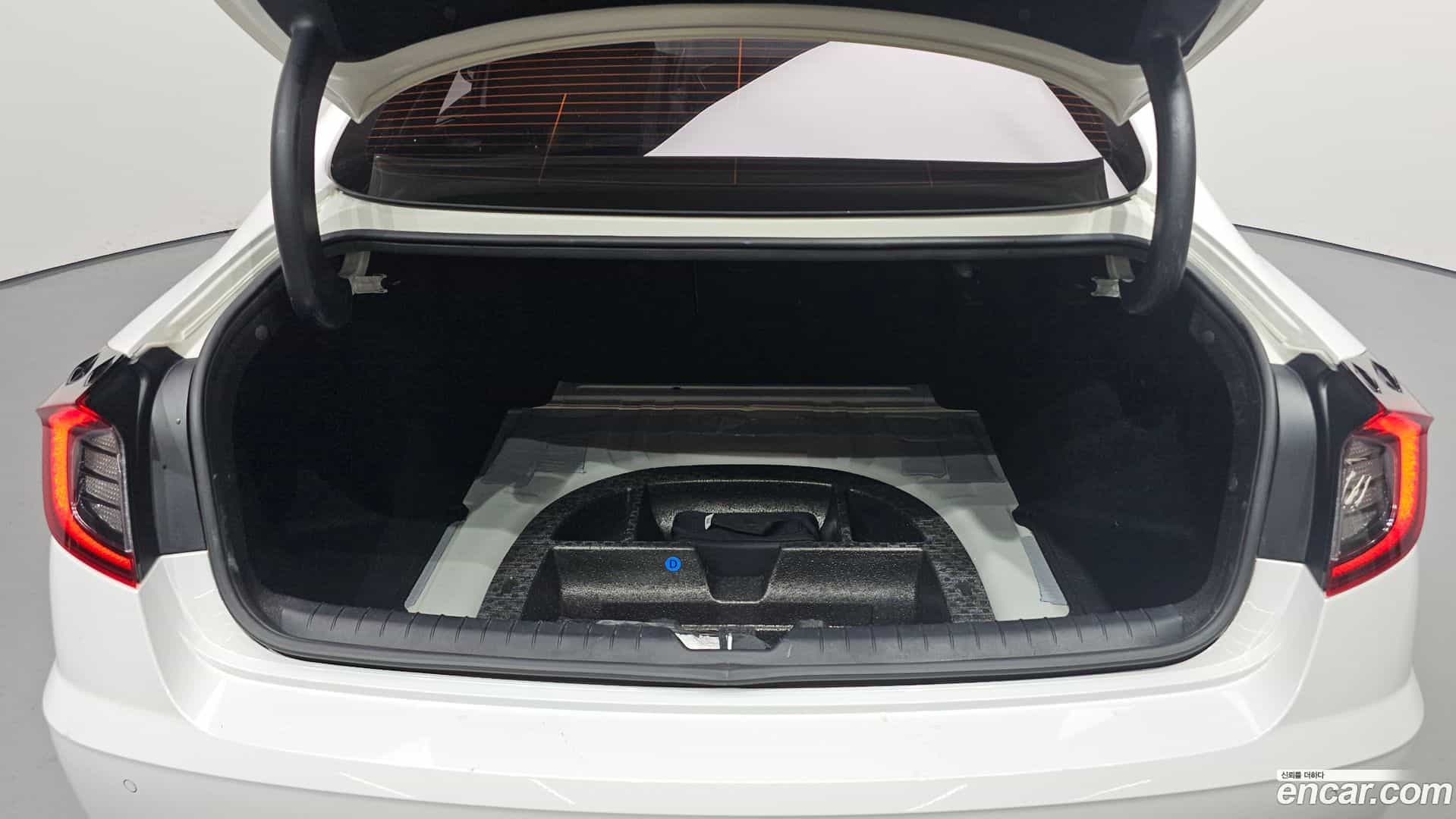 Sonata Hyundai 2019.5-OPTION-024
