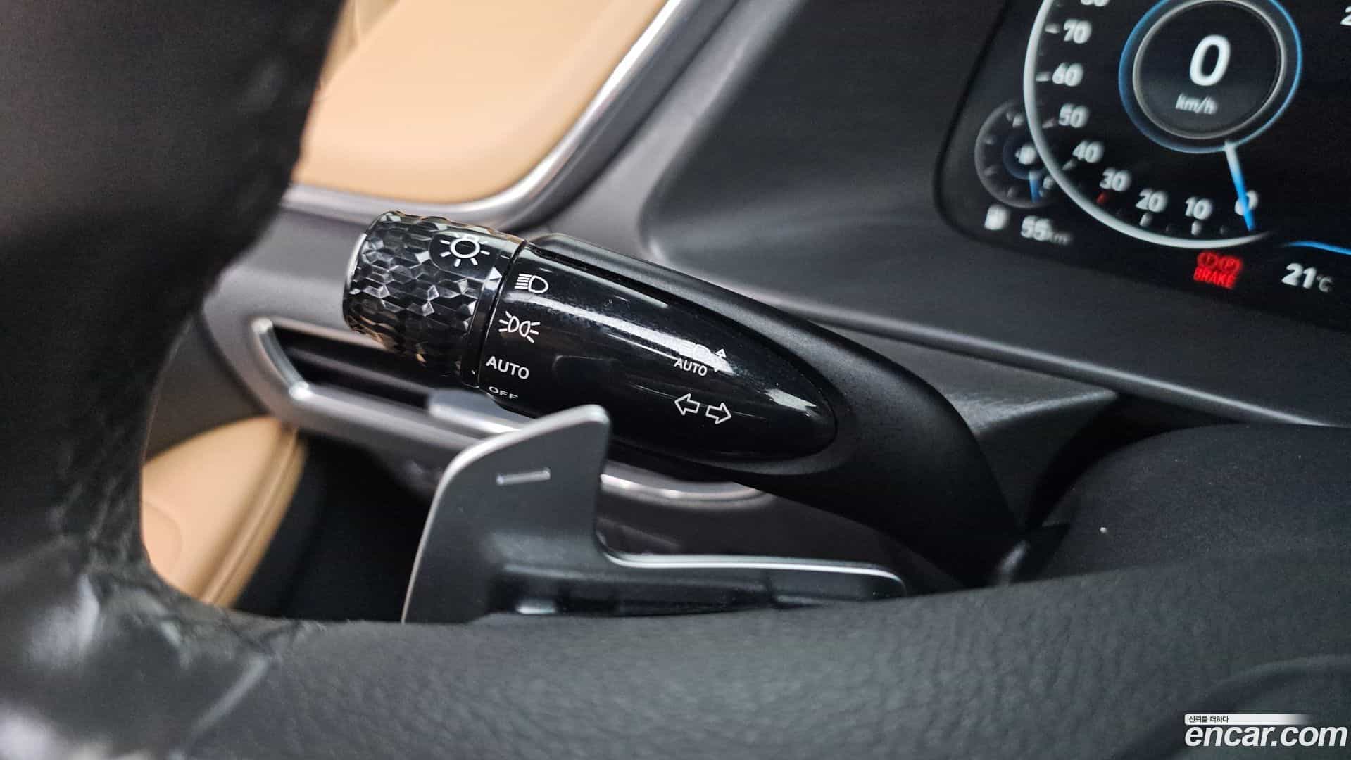 Sonata Hyundai 2019.5-OPTION-042