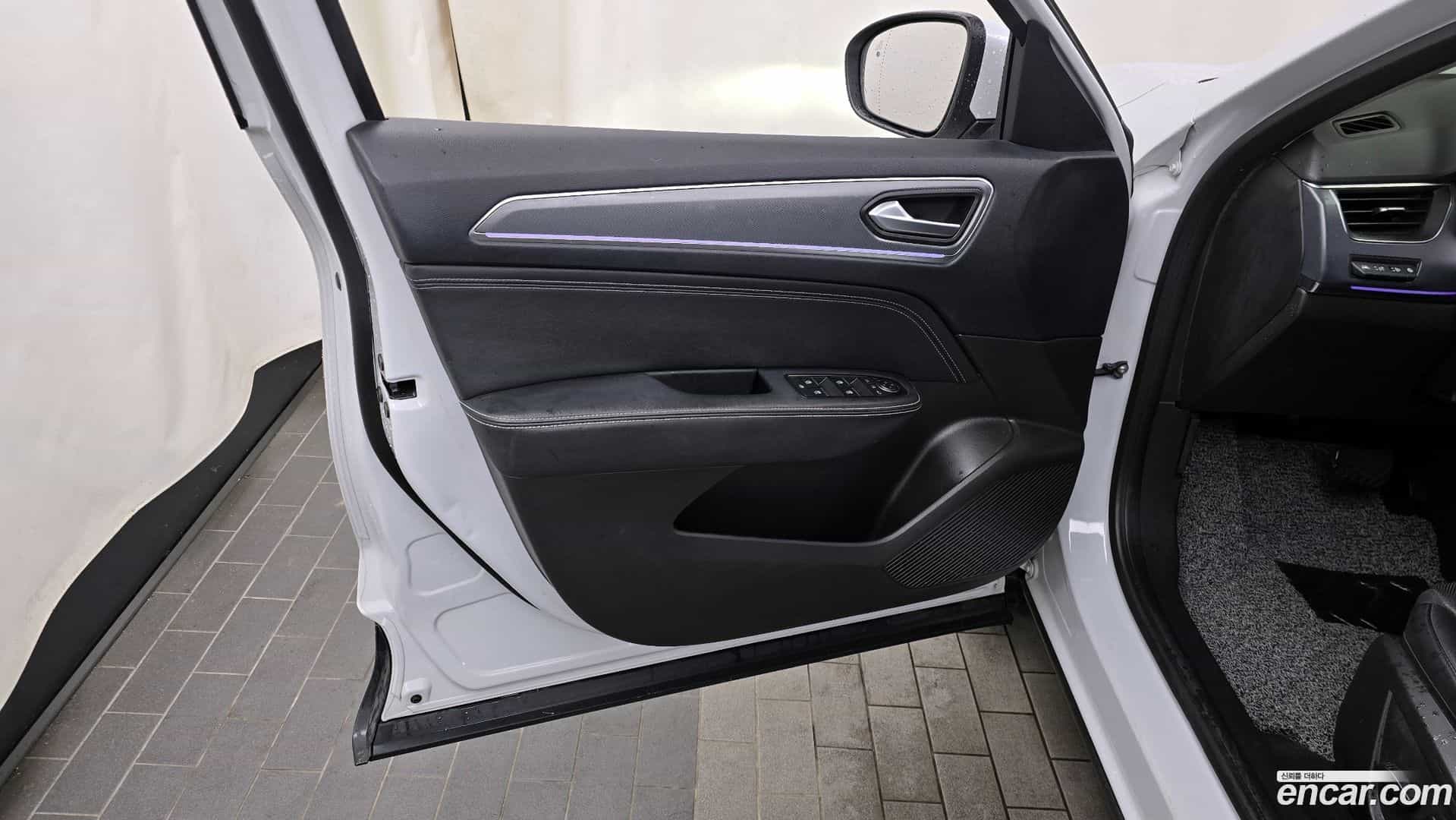 XM3 Renault Korea 2020.2-INNER-034