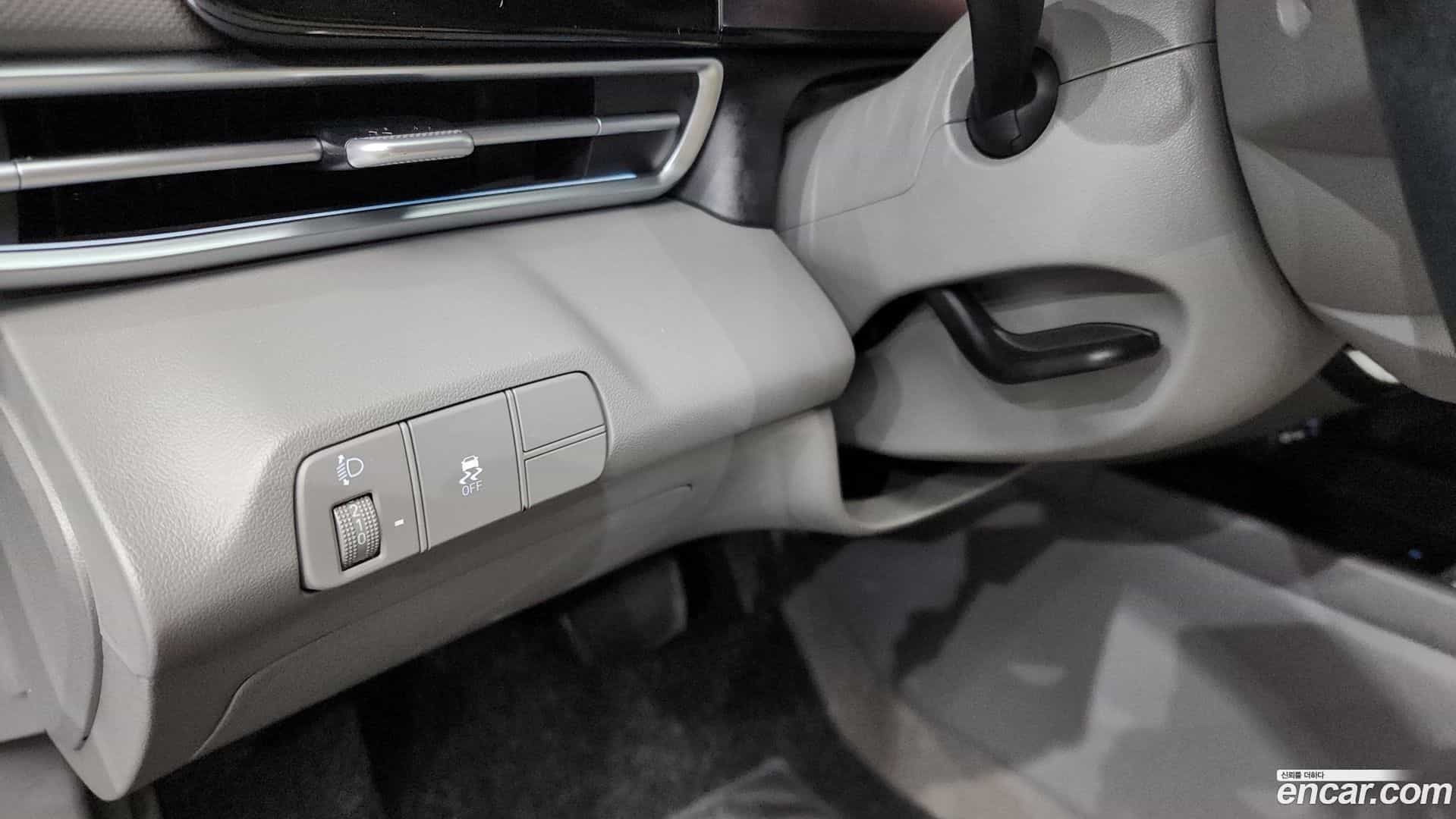 AVANTE Hyundai 2023.7-OPTION-018