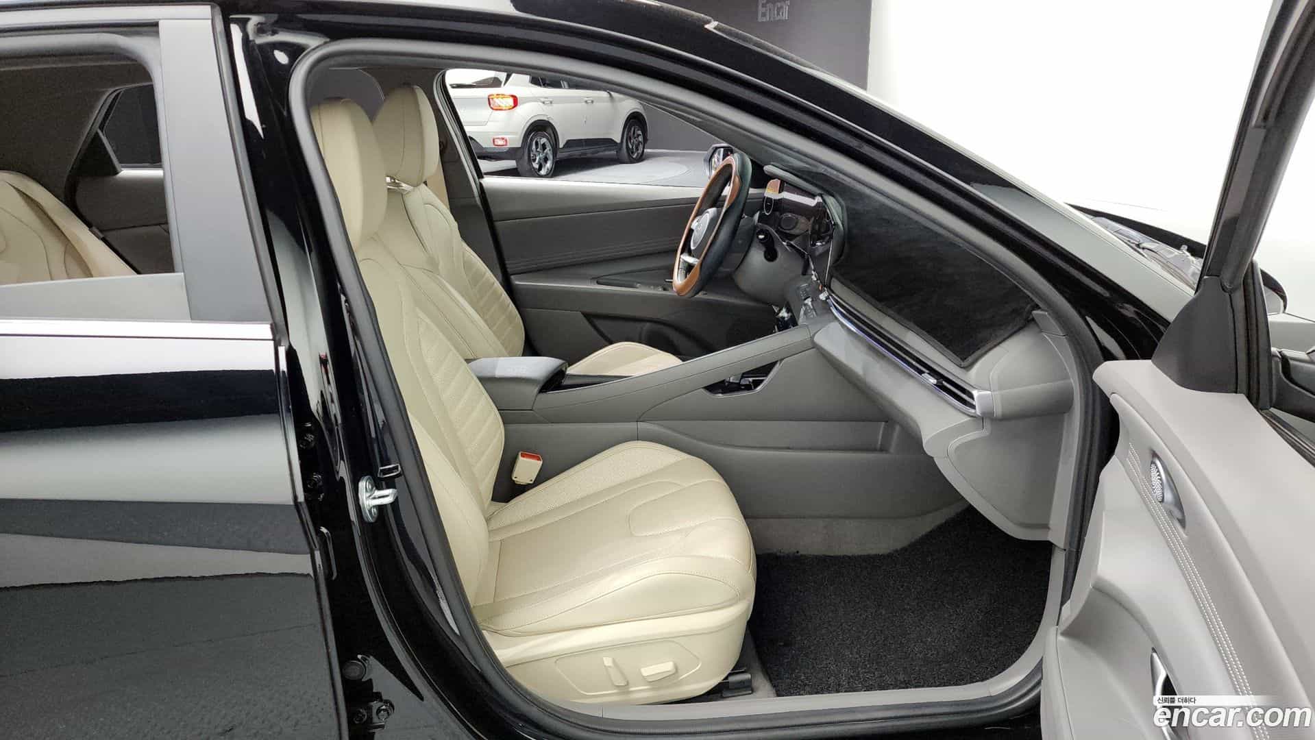 AVANTE Hyundai 2023.7-INNER-036