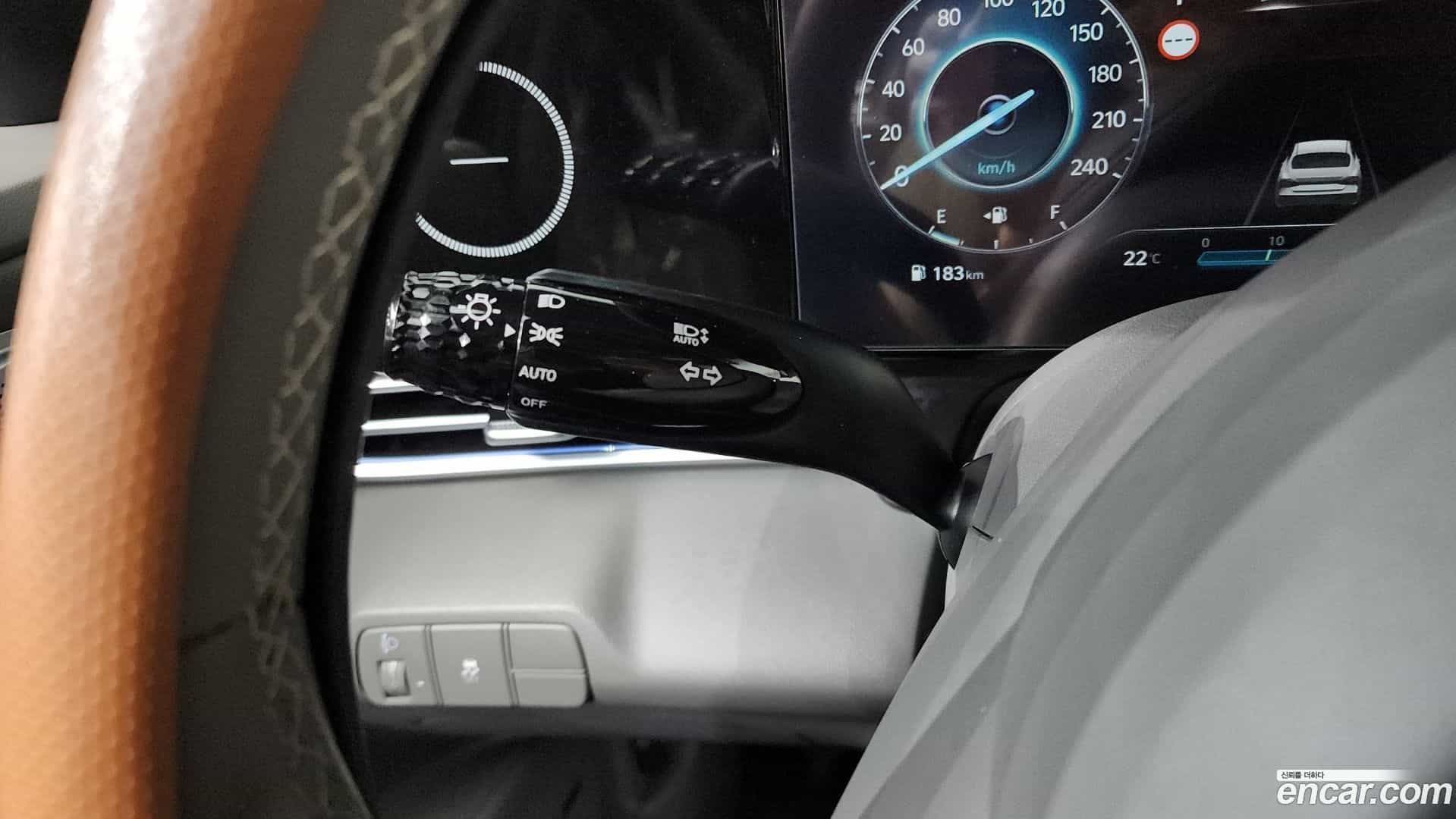 AVANTE Hyundai 2023.7-OPTION-043