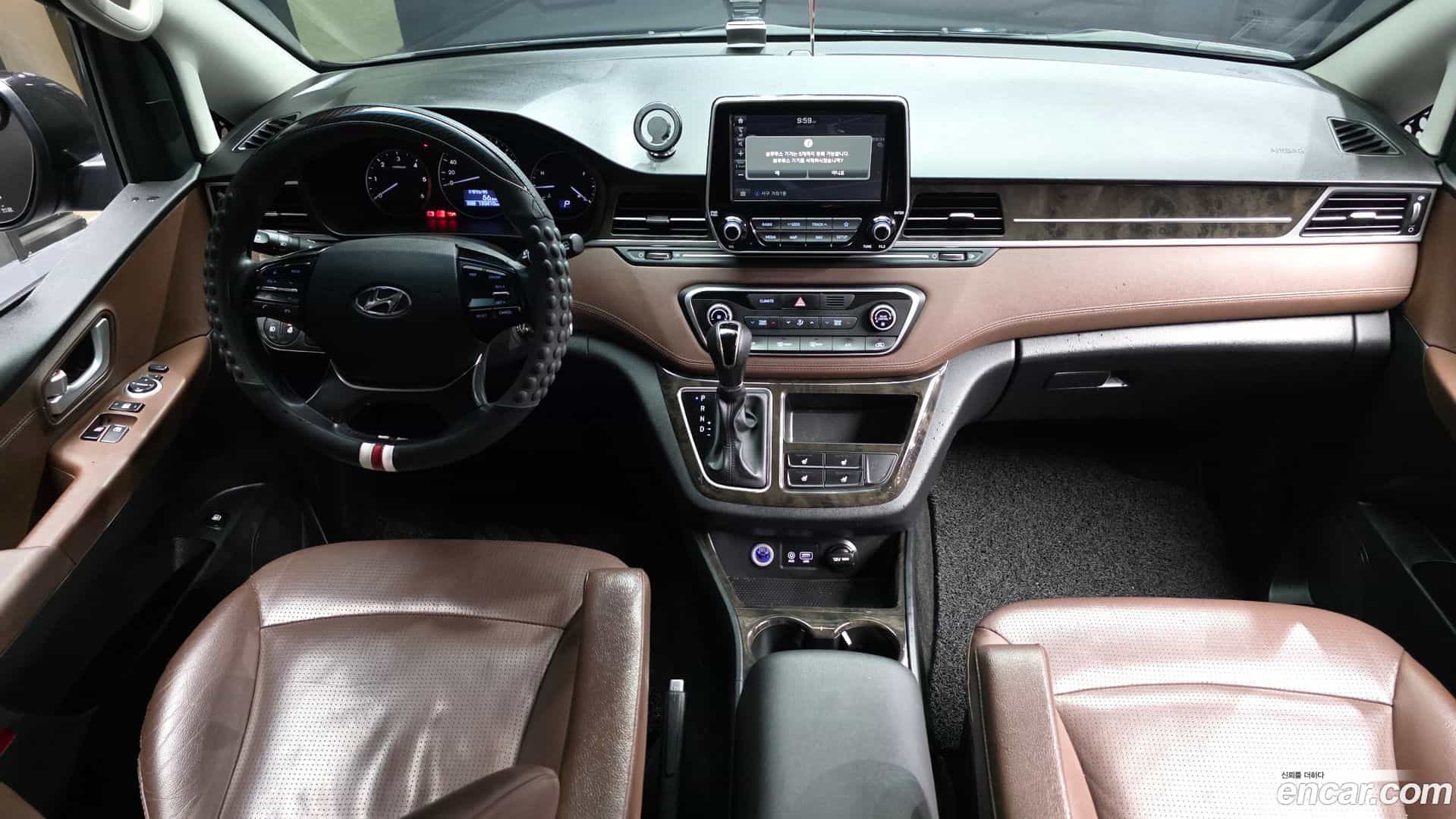Starex Hyundai 2019.5-INNER-007