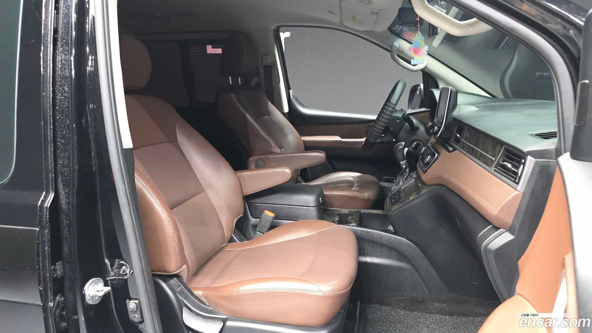 Starex Hyundai 2019.5-OPTION-015