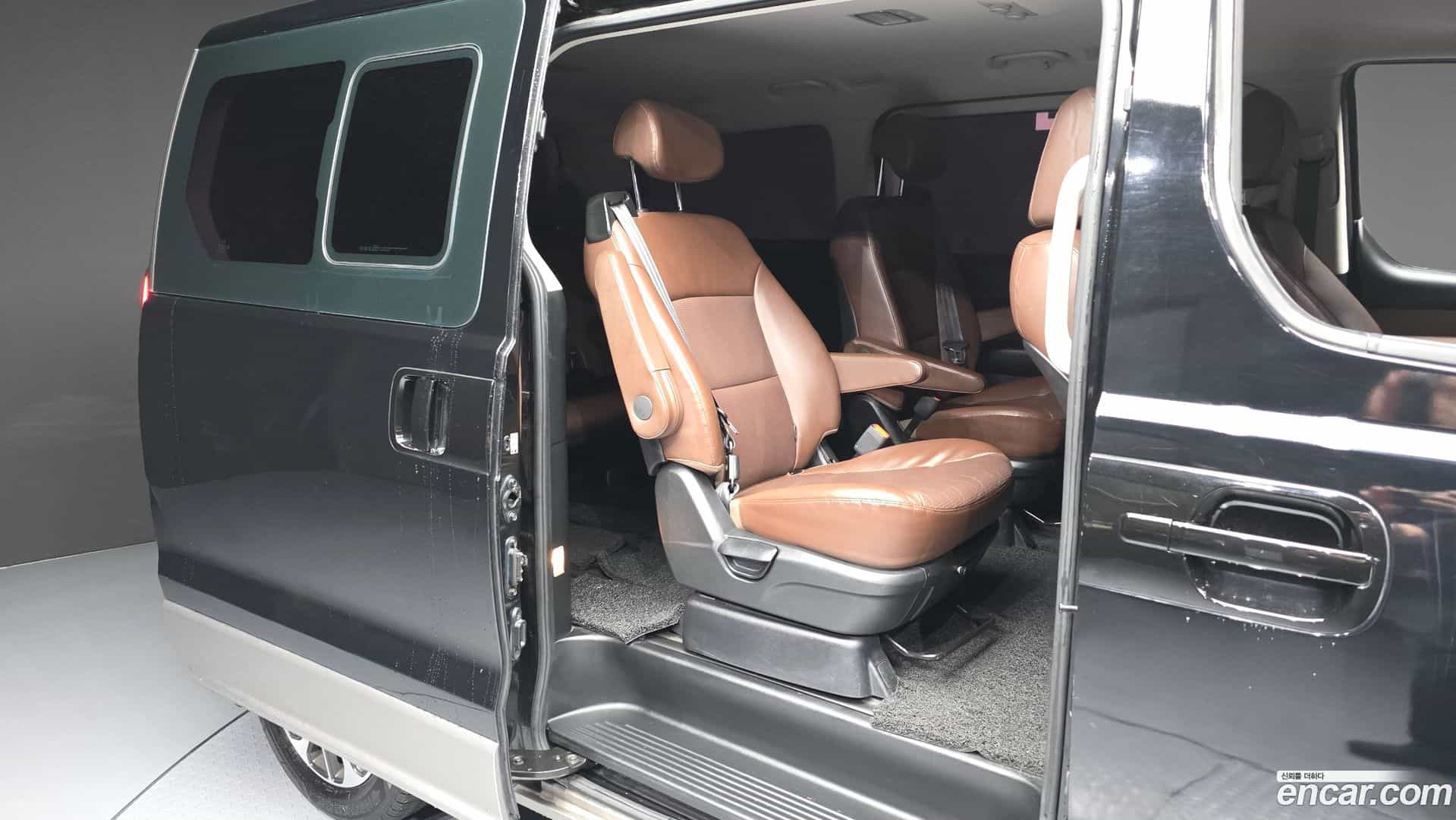 Starex Hyundai 2019.5-OPTION-016