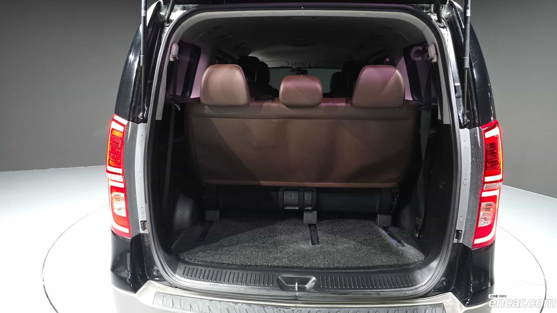 Starex Hyundai 2019.5-OPTION-024