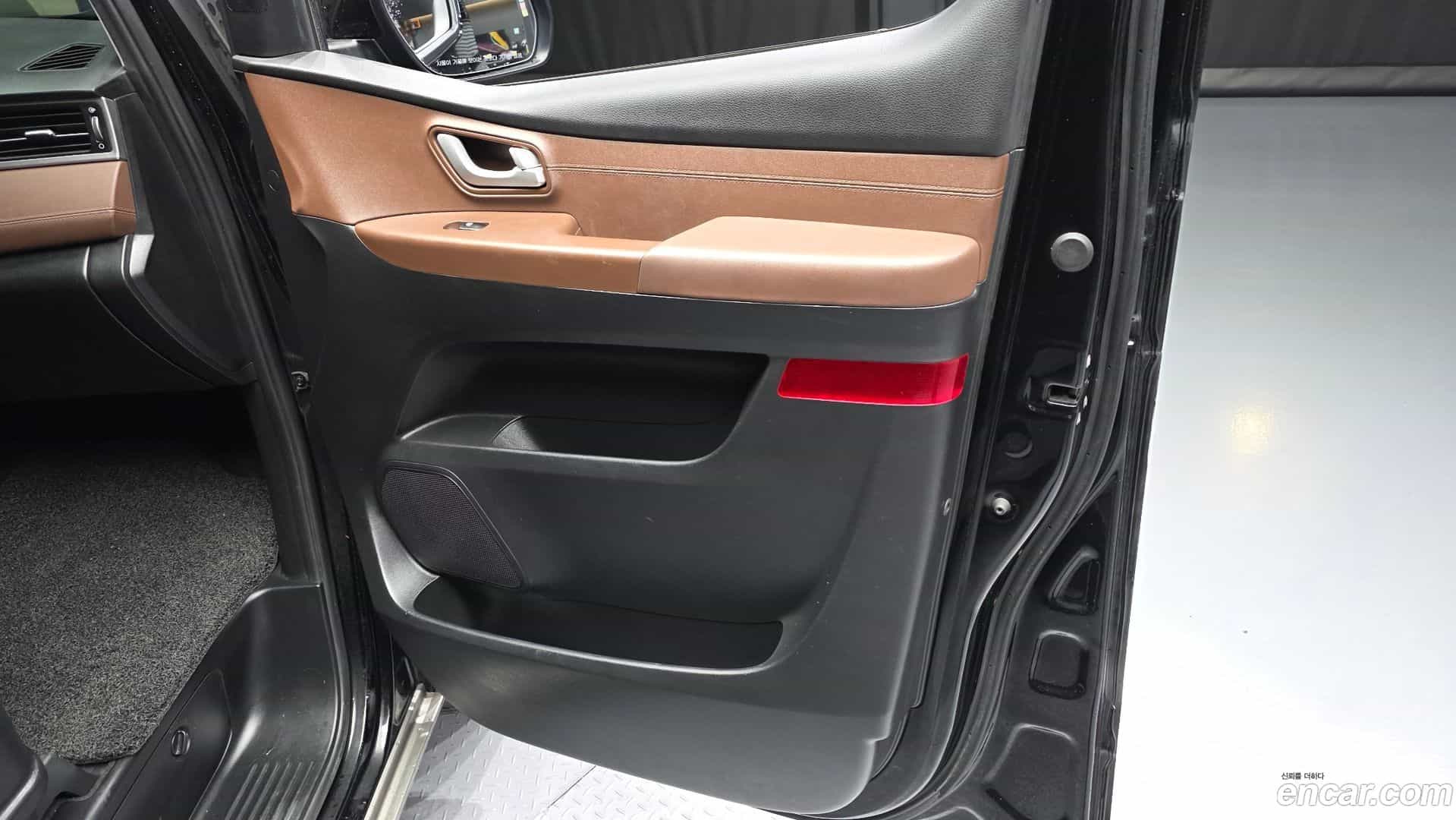 Starex Hyundai 2019.5-INNER-034