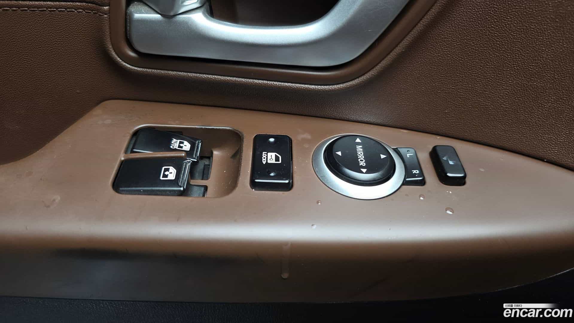 Starex Hyundai 2019.5-OPTION-043