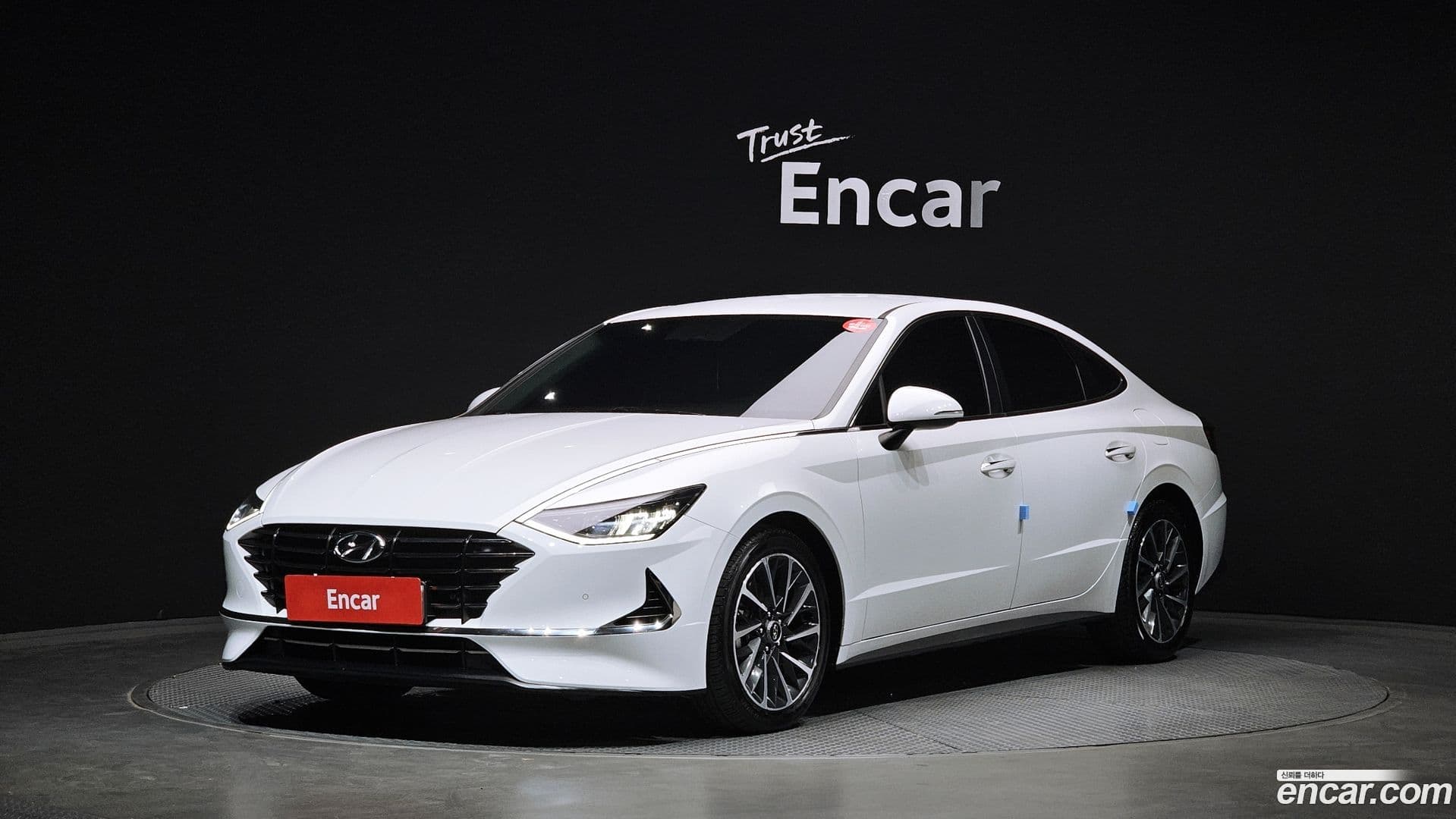 Main__Slider__Photo:Sonata Hyundai 2019.4-0