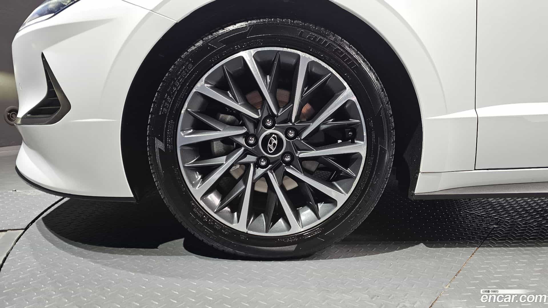 Sonata Hyundai 2019.4-OUTER-005
