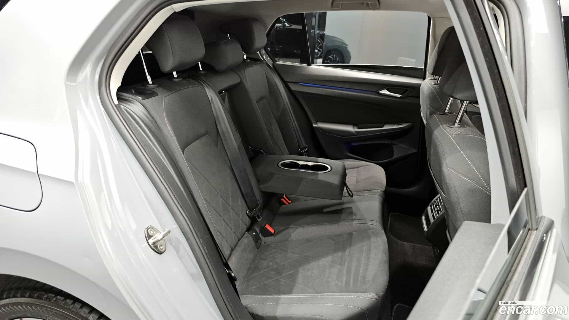 Golf Volkswagen 2024.5-OPTION-015