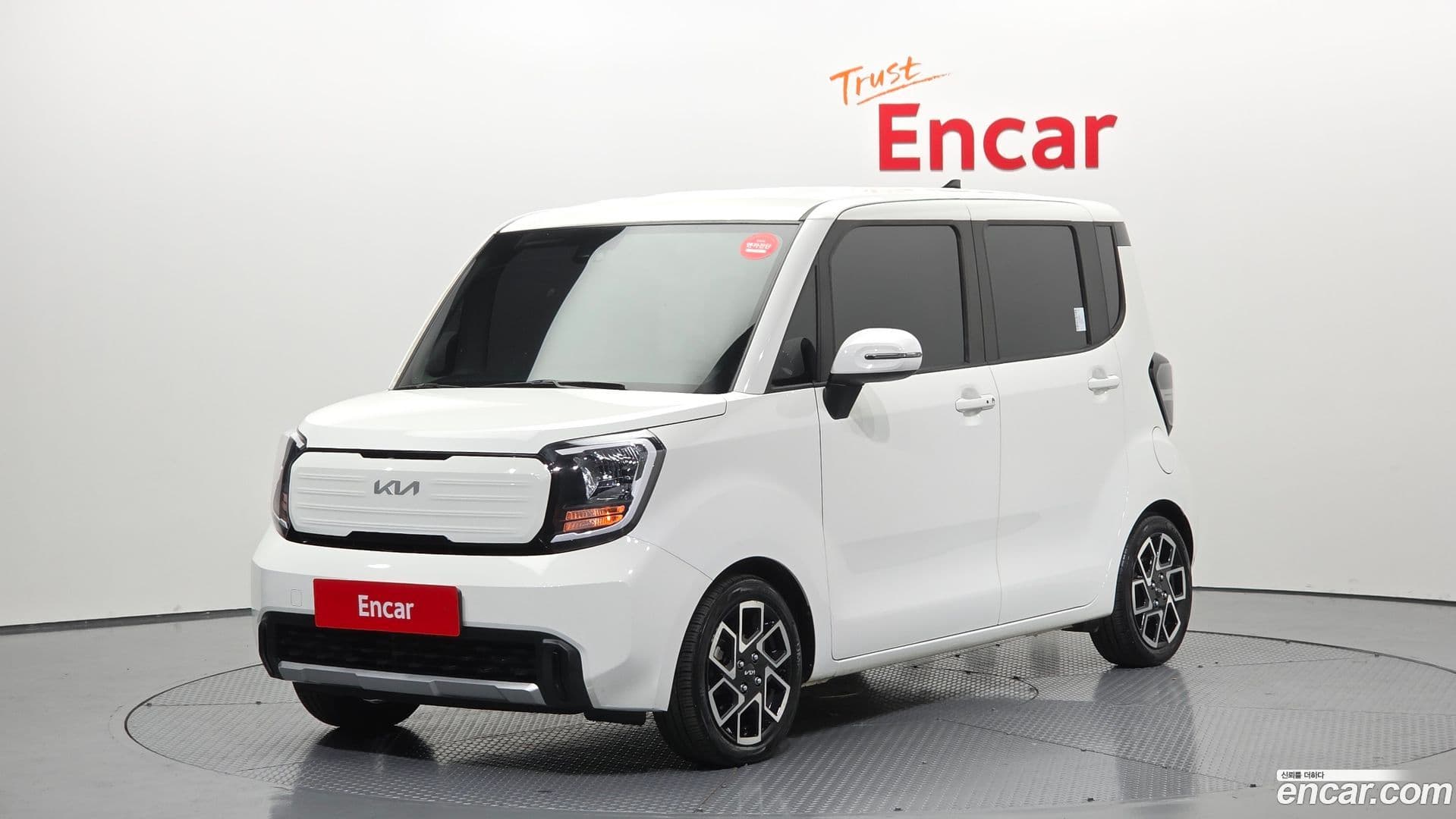 Main__Slider__Photo:RAY Kia 2023.4-0