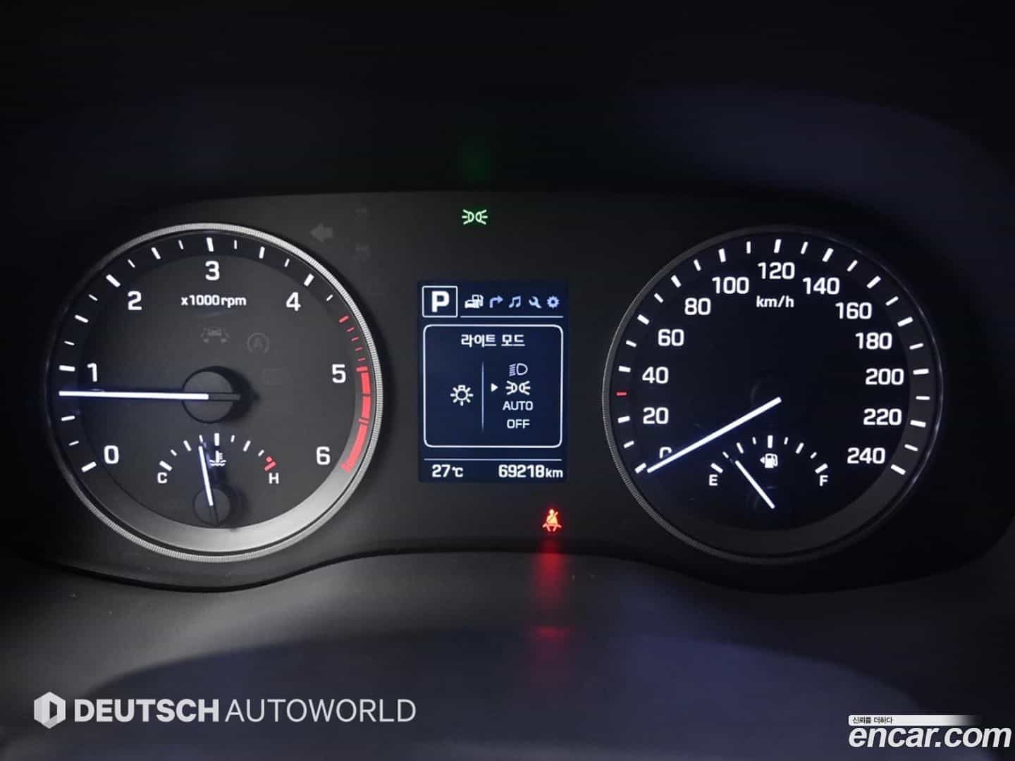 Tucson Hyundai 2015.3-INNER-008