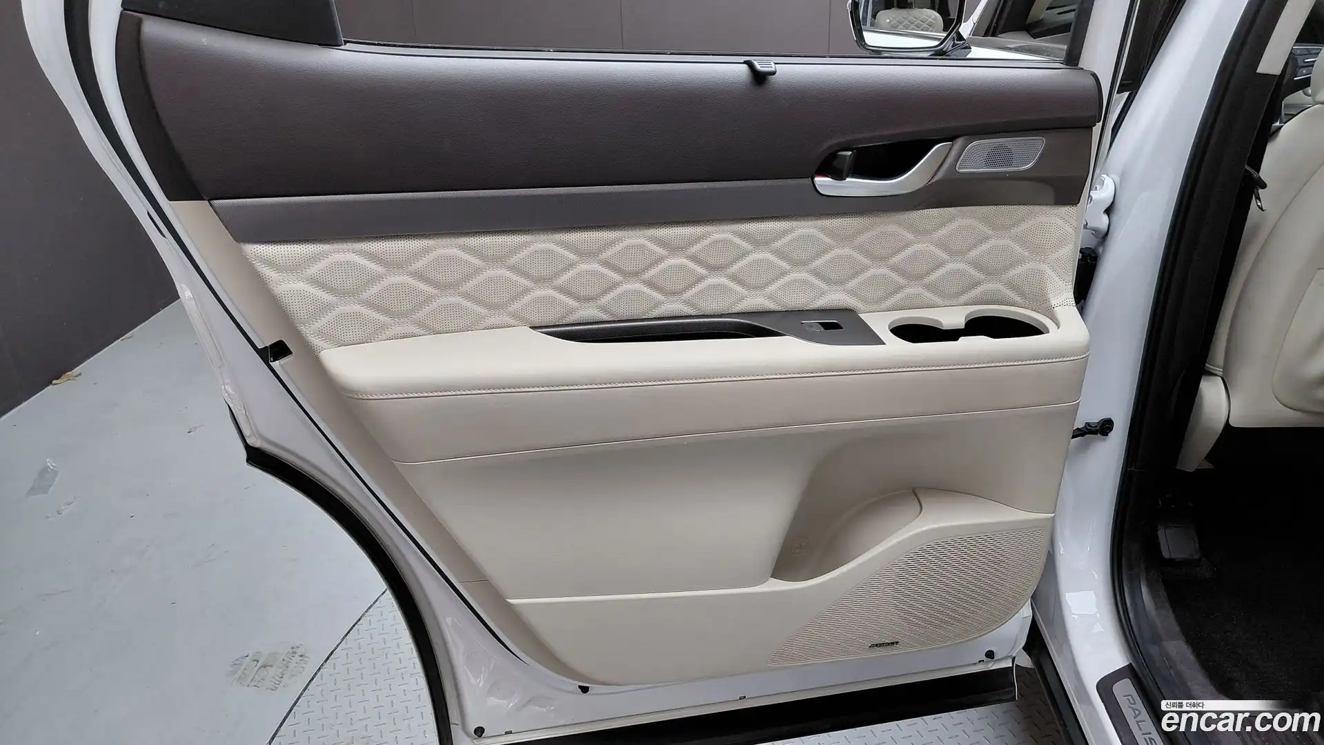 Palisade Hyundai 2022.5-INNER-035